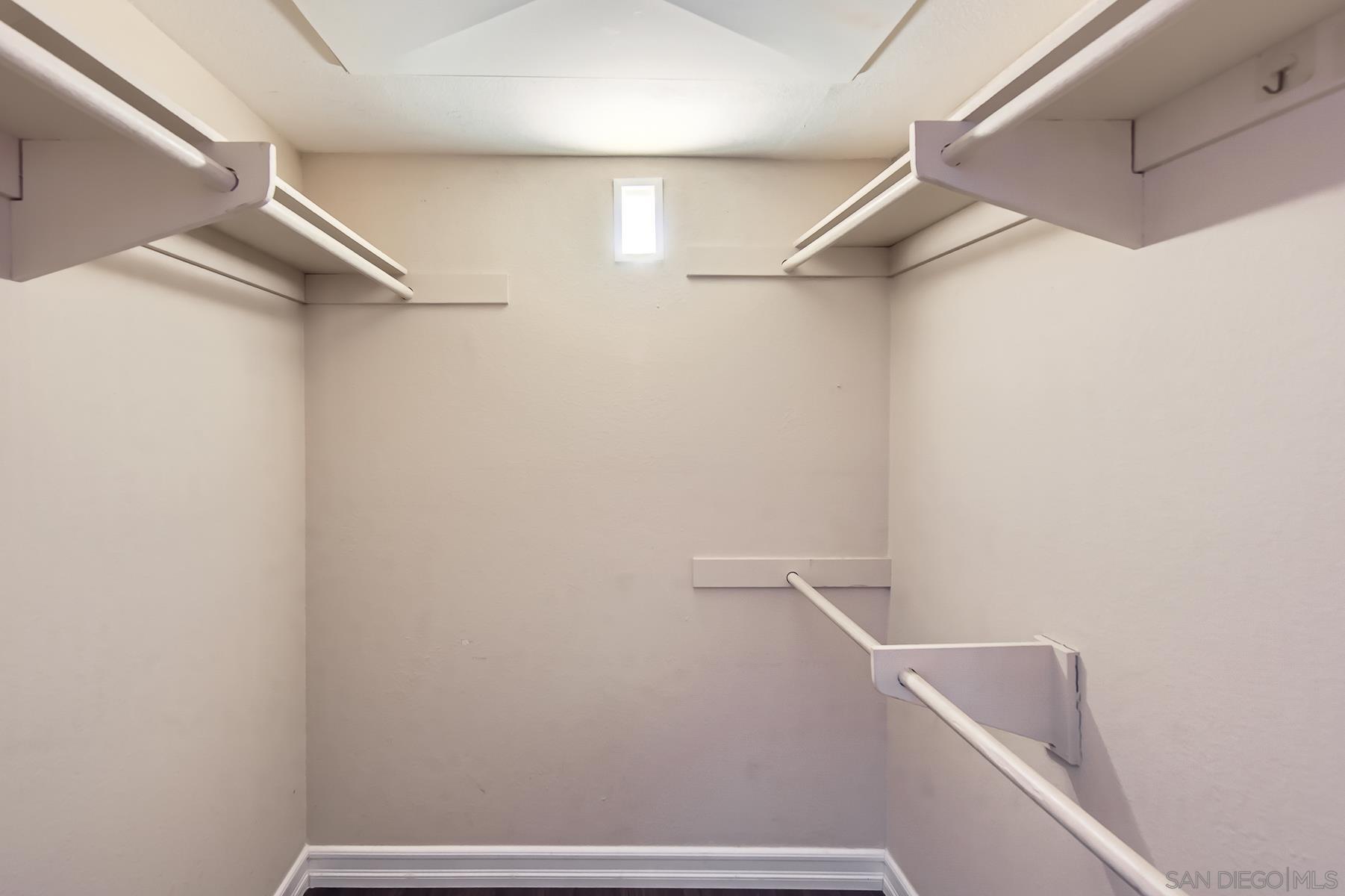 Detail Gallery Image 15 of 26 For Shoreline Dr,  San Diego,  CA 92122 - 2 Beds | 2 Baths