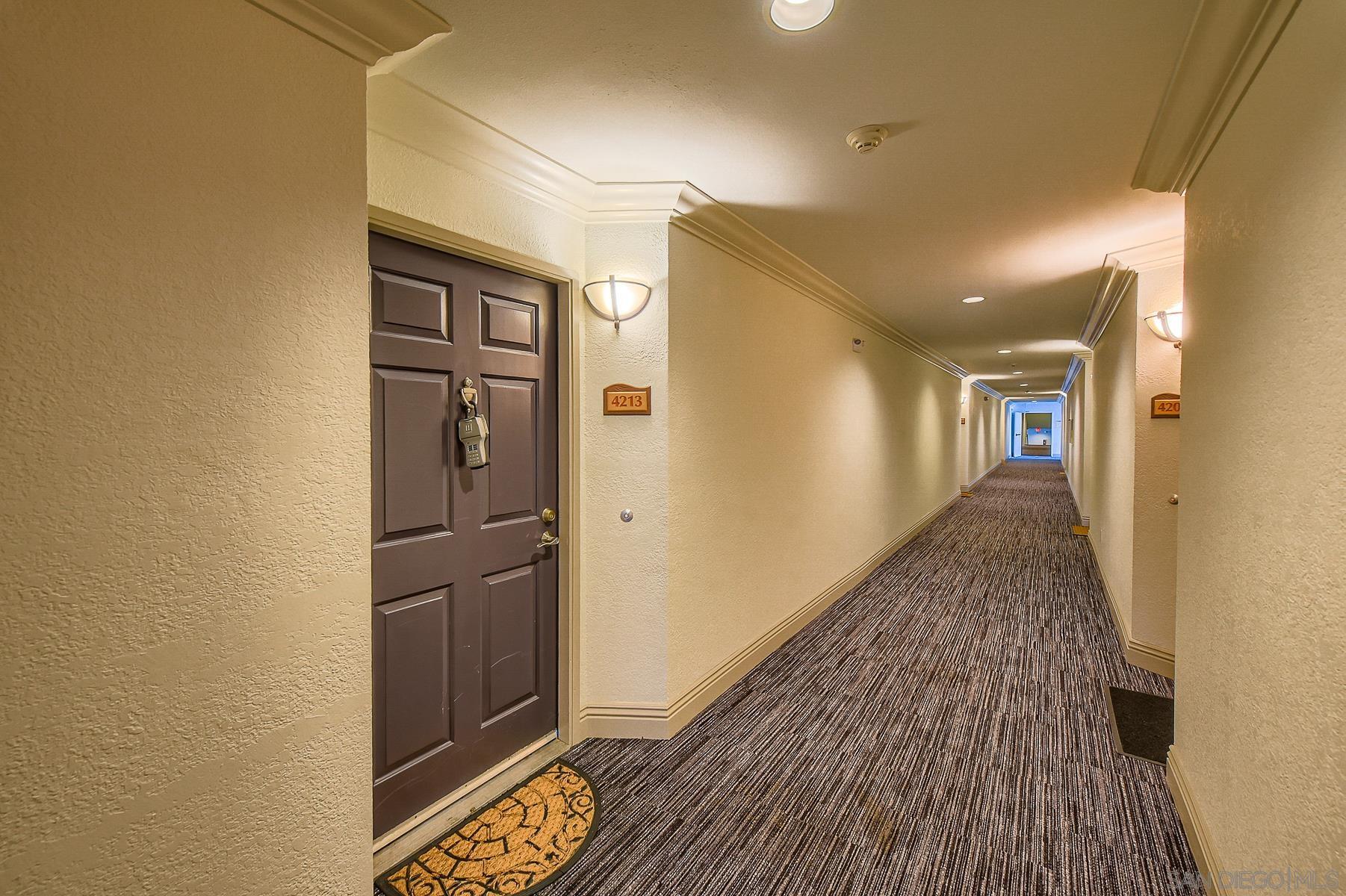 Detail Gallery Image 8 of 26 For Shoreline Dr,  San Diego,  CA 92122 - 2 Beds | 2 Baths