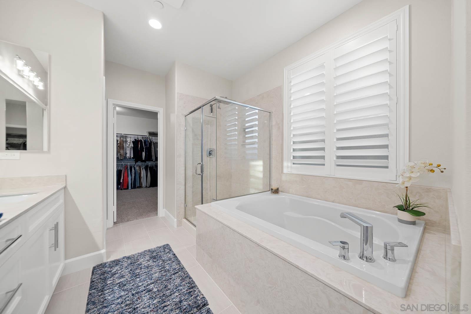 Detail Gallery Image 28 of 50 For 542  Adobe Estates Dr, Vista,  CA 92083 - 4 Beds | 2/1 Baths