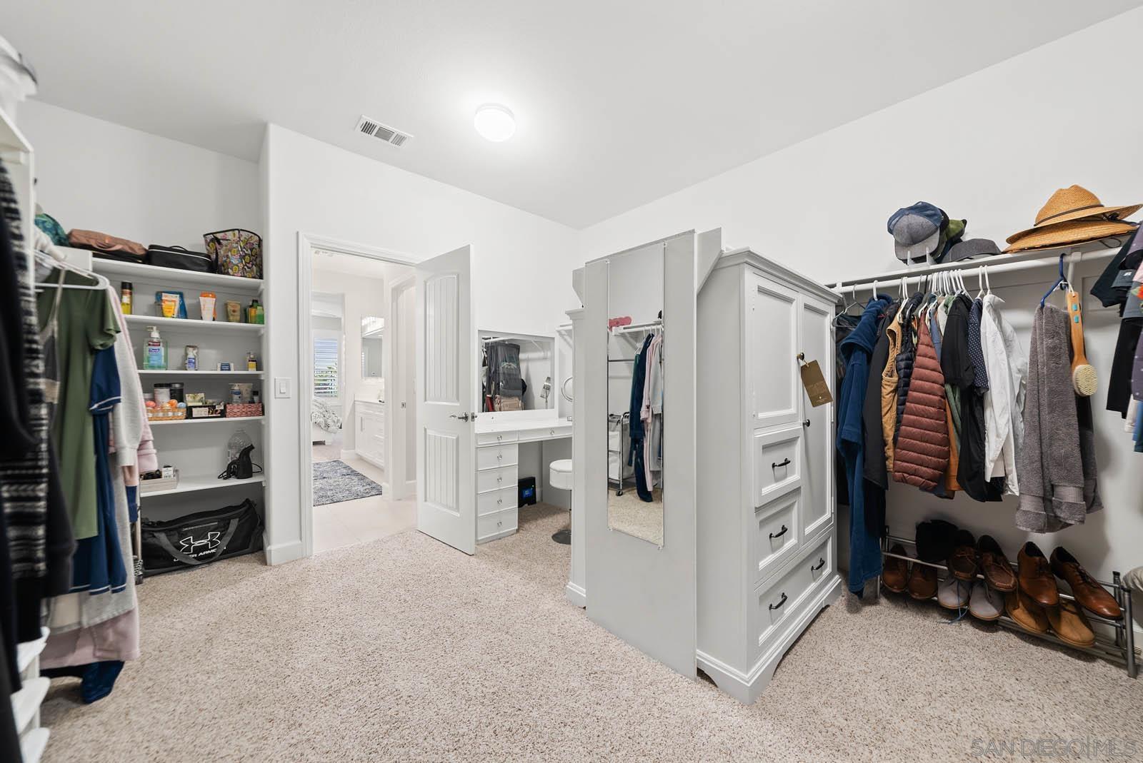 Detail Gallery Image 31 of 50 For 542  Adobe Estates Dr, Vista,  CA 92083 - 4 Beds | 2/1 Baths