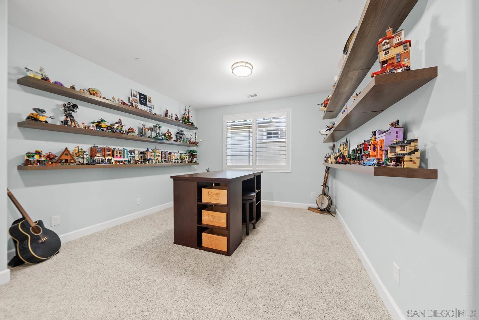 Detail Gallery Image 36 of 50 For 542  Adobe Estates Dr, Vista,  CA 92083 - 4 Beds | 2/1 Baths