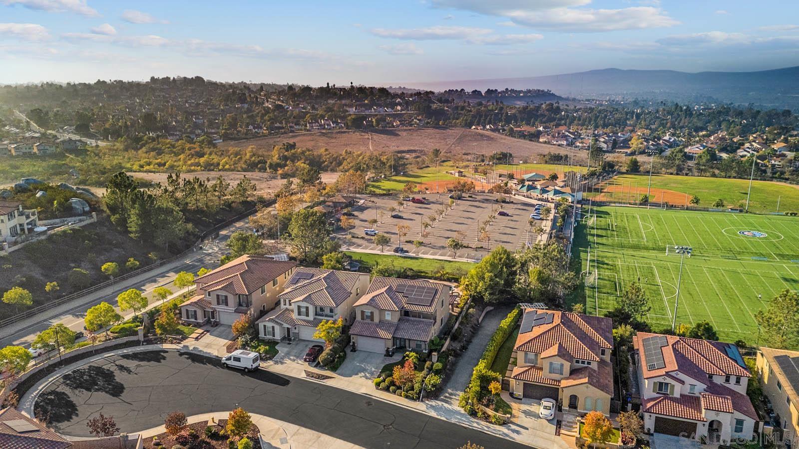 Detail Gallery Image 48 of 50 For 542  Adobe Estates Dr, Vista,  CA 92083 - 4 Beds | 2/1 Baths