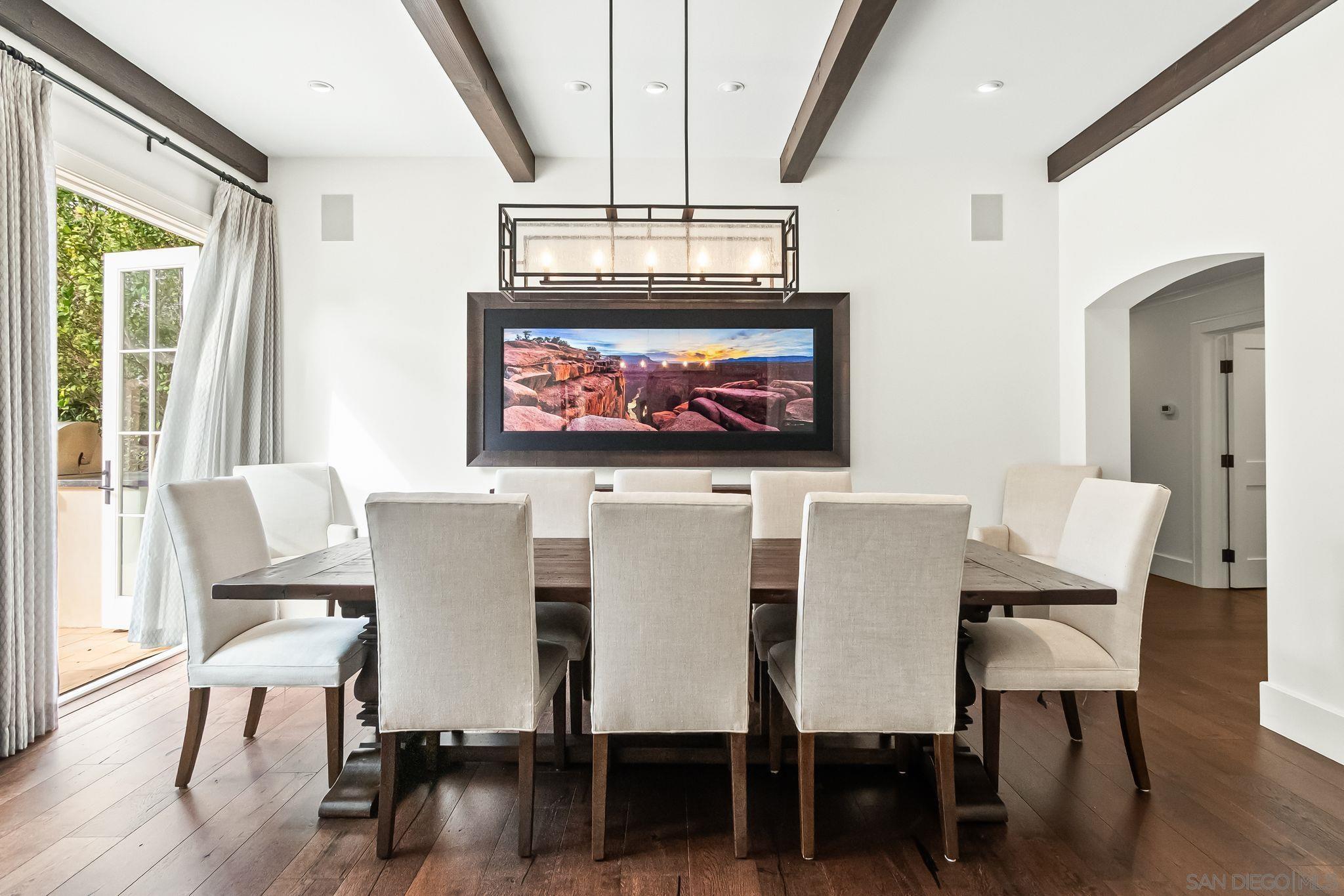 Detail Gallery Image 13 of 43 For 5930  Rutgers Rd, La Jolla,  CA 92037 - 6 Beds | 6/2 Baths