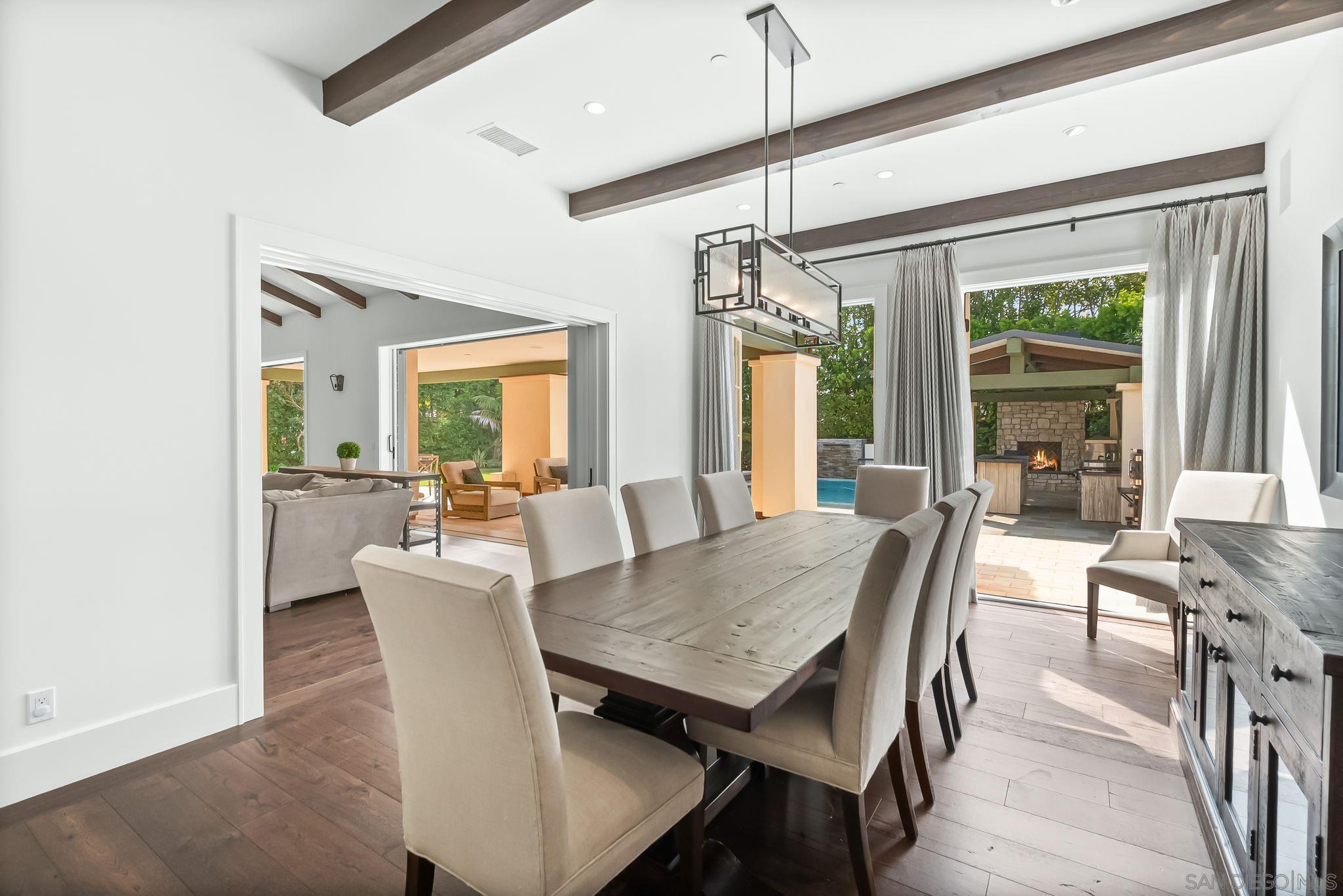 Detail Gallery Image 14 of 43 For 5930  Rutgers Rd, La Jolla,  CA 92037 - 6 Beds | 6/2 Baths