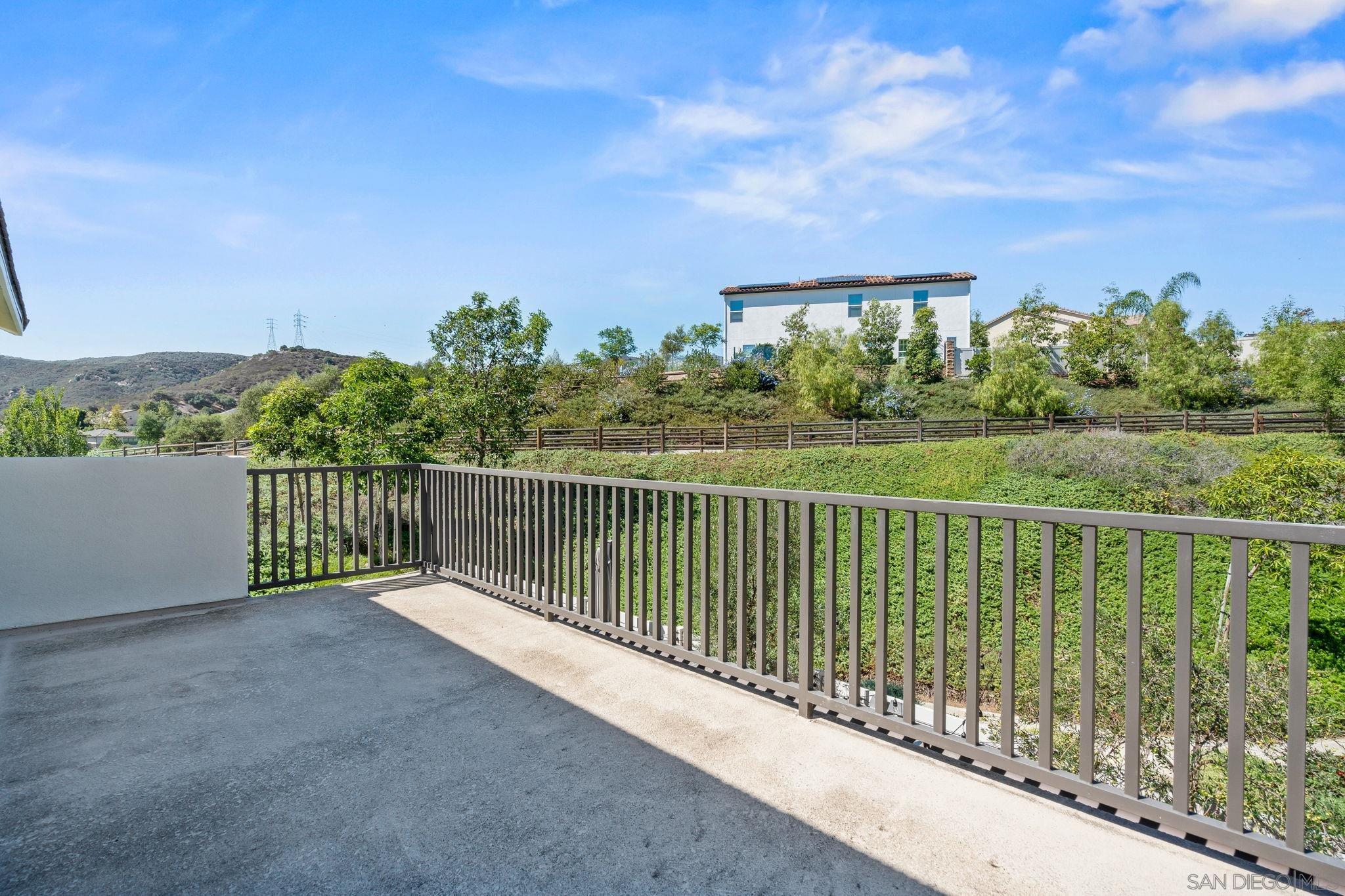 Detail Gallery Image 21 of 39 For 3012  Starry Night Dr, Escondido,  CA 92029 - 5 Beds | 3/1 Baths