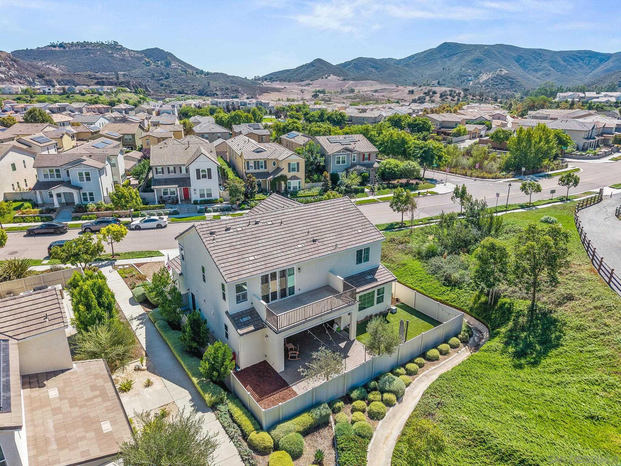 Detail Gallery Image 33 of 39 For 3012  Starry Night Dr, Escondido,  CA 92029 - 5 Beds | 3/1 Baths