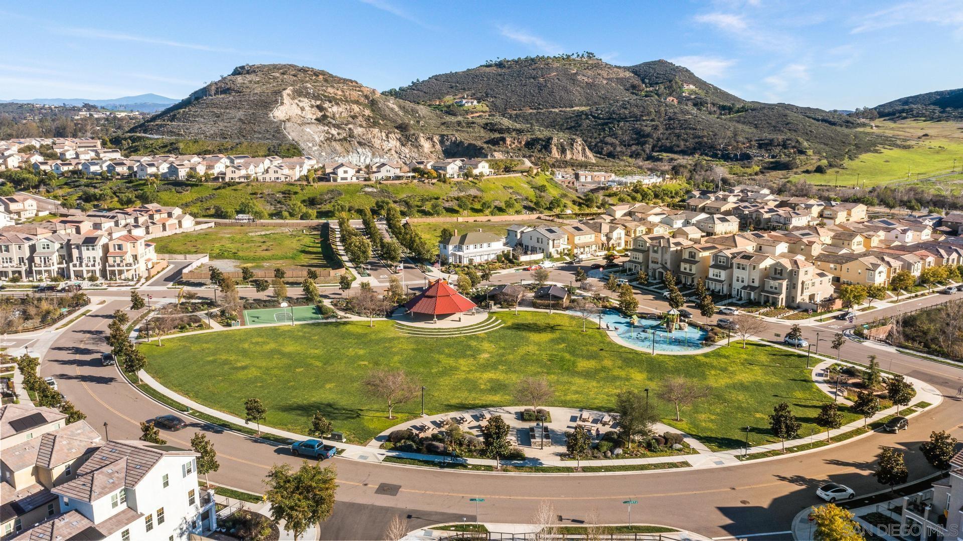 Detail Gallery Image 38 of 39 For 3012  Starry Night Dr, Escondido,  CA 92029 - 5 Beds | 3/1 Baths