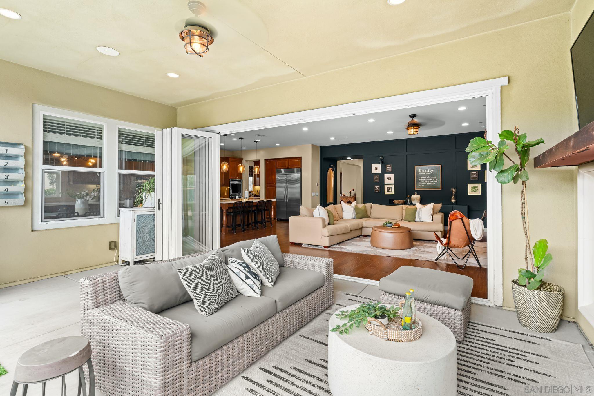 Detail Gallery Image 39 of 70 For 15740  Bacara Ct, San Diego,  CA 92131 - 6 Beds | 4/1 Baths