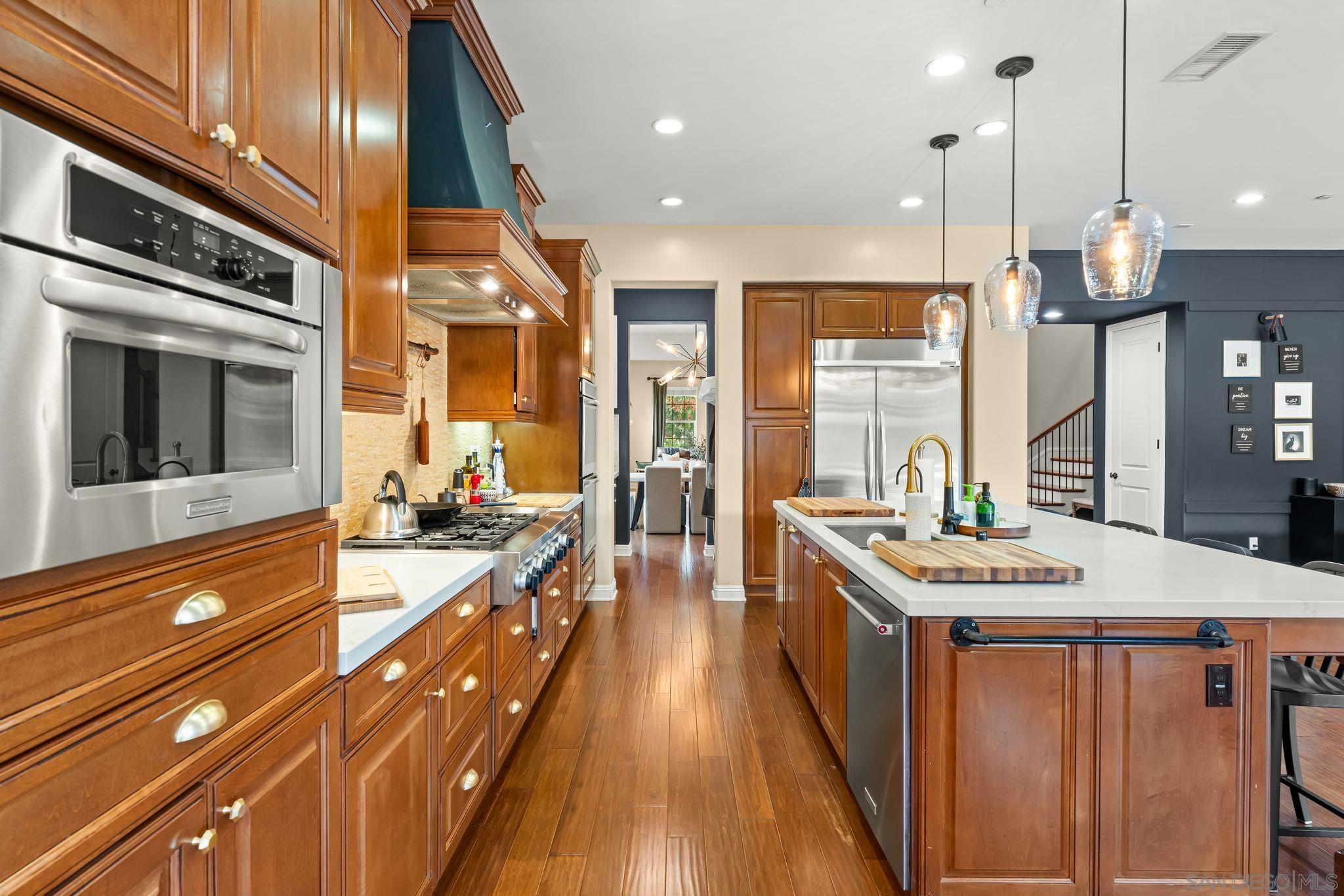 Detail Gallery Image 45 of 70 For 15740  Bacara Ct, San Diego,  CA 92131 - 6 Beds | 4/1 Baths