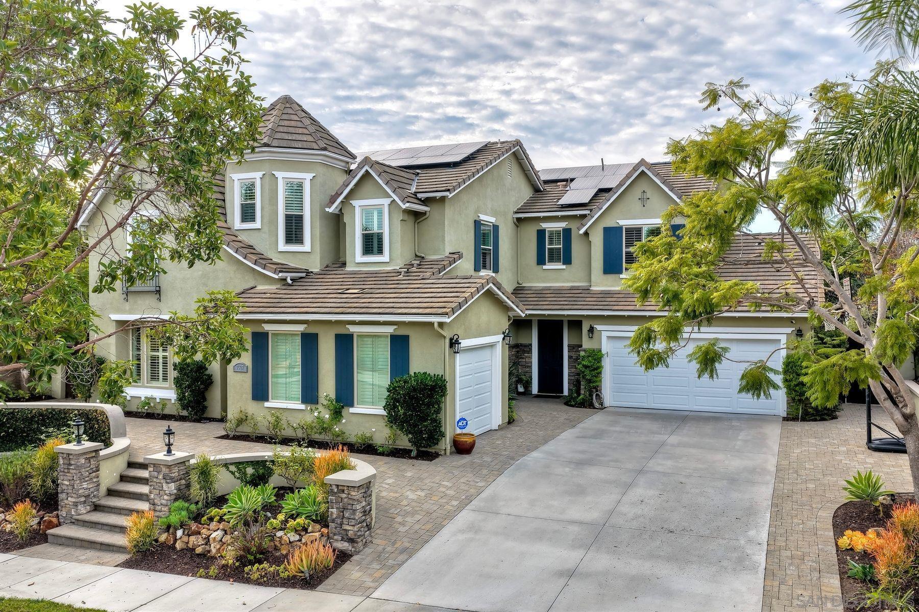 Detail Gallery Image 2 of 65 For 7327  Circulo Papayo, Carlsbad,  CA 92009 - 5 Beds | 4/1 Baths