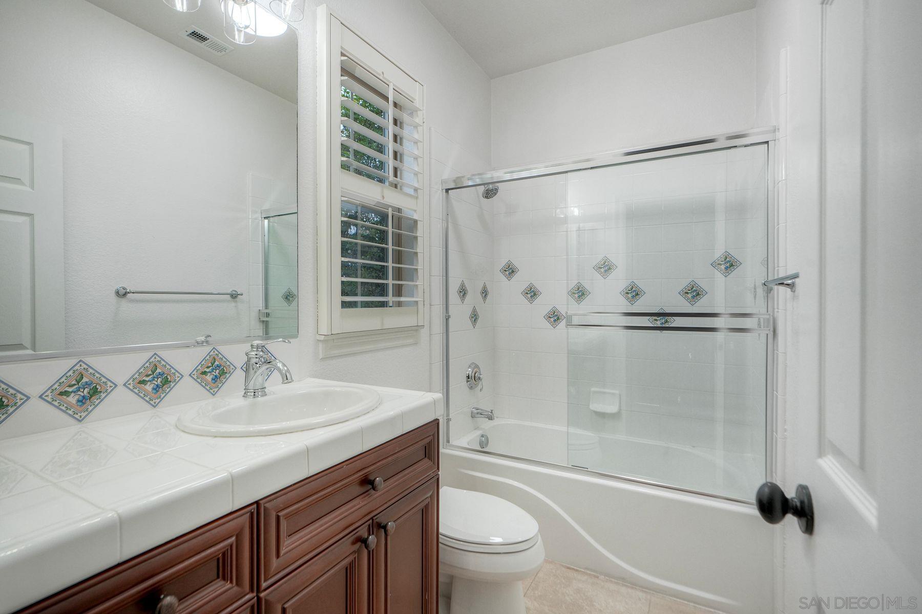 Detail Gallery Image 35 of 65 For 7327  Circulo Papayo, Carlsbad,  CA 92009 - 5 Beds | 4/1 Baths