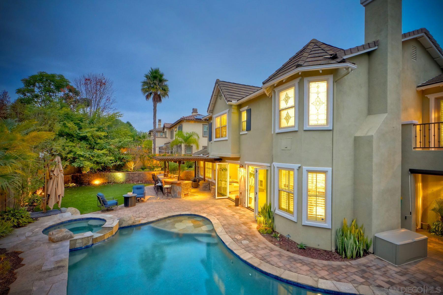 Detail Gallery Image 43 of 65 For 7327  Circulo Papayo, Carlsbad,  CA 92009 - 5 Beds | 4/1 Baths