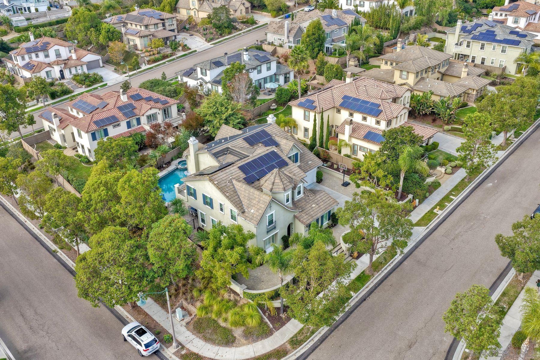 Detail Gallery Image 53 of 65 For 7327  Circulo Papayo, Carlsbad,  CA 92009 - 5 Beds | 4/1 Baths