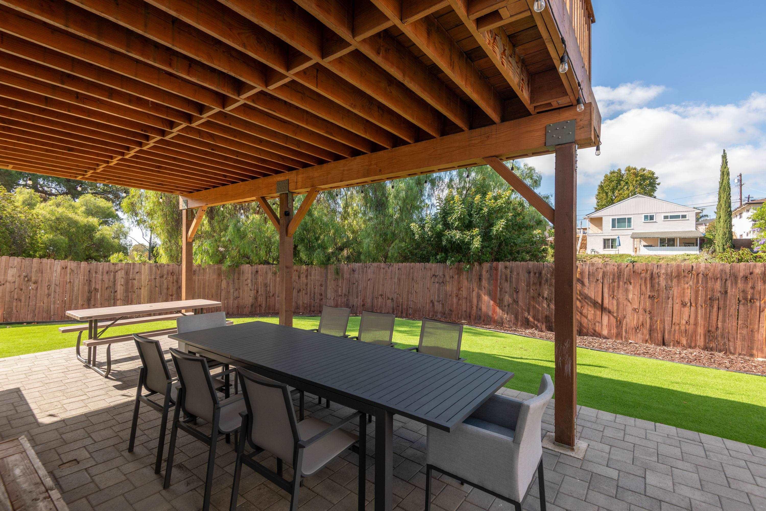 Detail Gallery Image 12 of 19 For 2404  Montclair St, San Diego,  CA 92104 - 4 Beds | 3 Baths