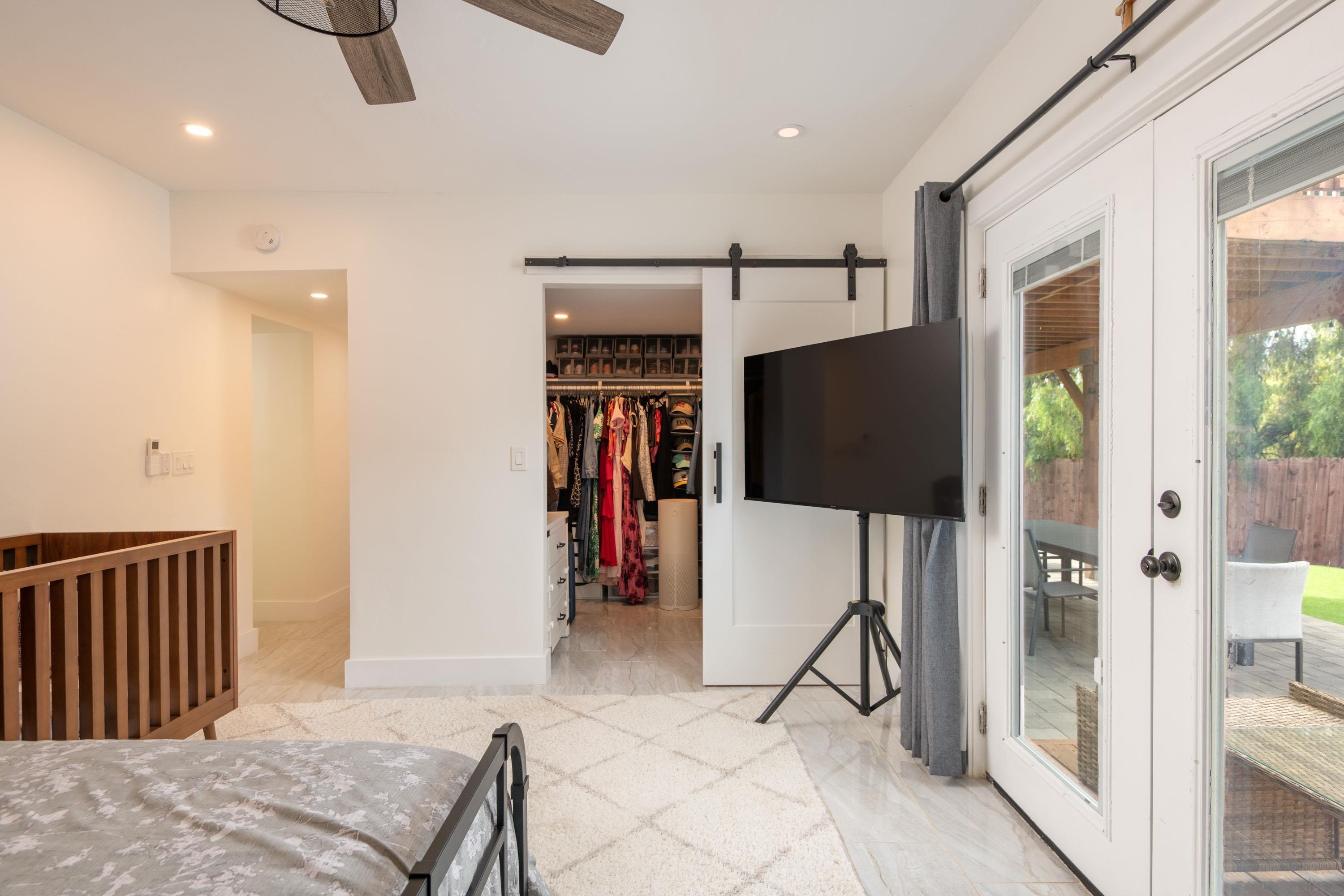 Detail Gallery Image 12 of 27 For 2404  Montclair St, San Diego,  CA 92104 - 4 Beds | 3 Baths