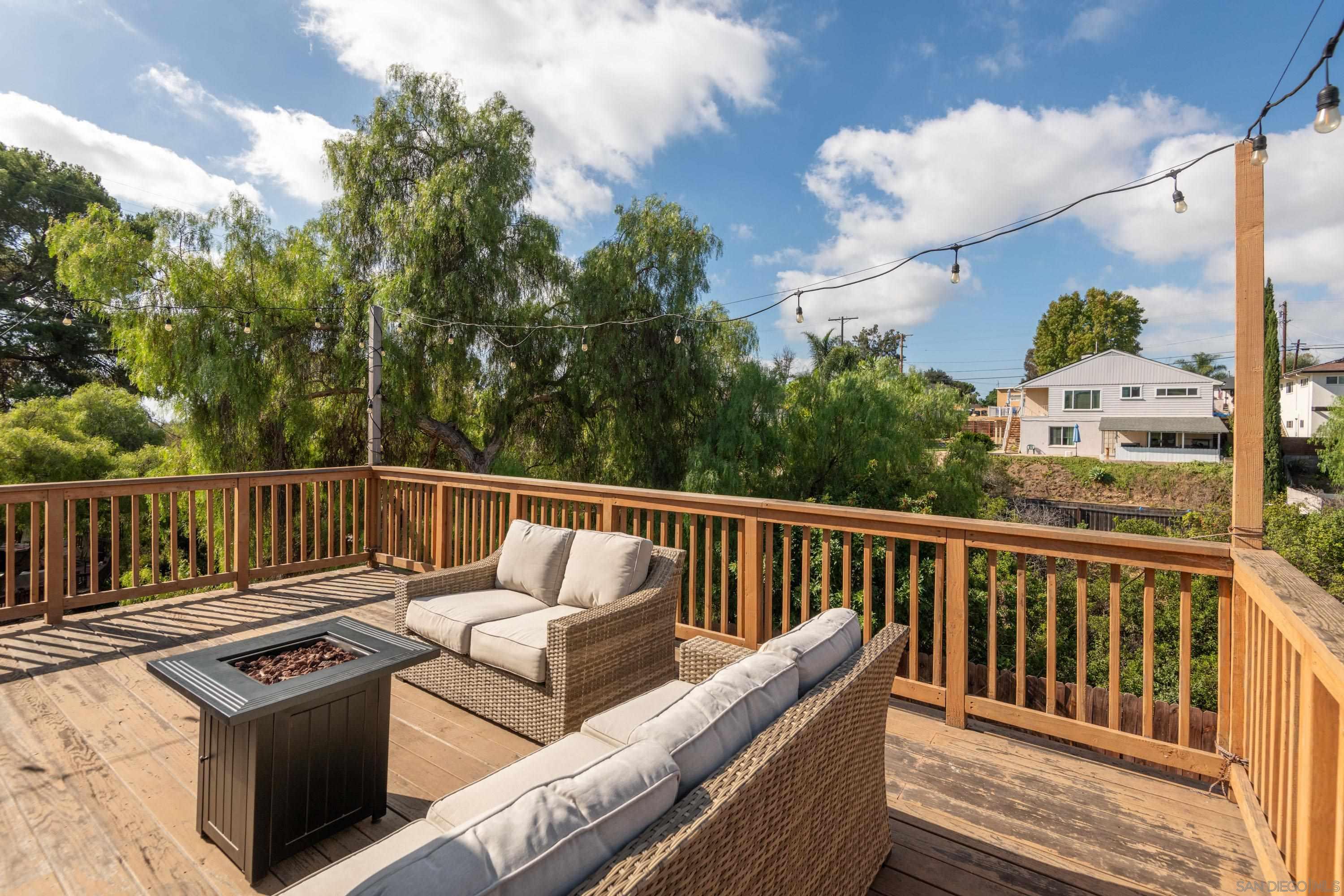 Detail Gallery Image 18 of 27 For 2404  Montclair St, San Diego,  CA 92104 - 4 Beds | 3 Baths