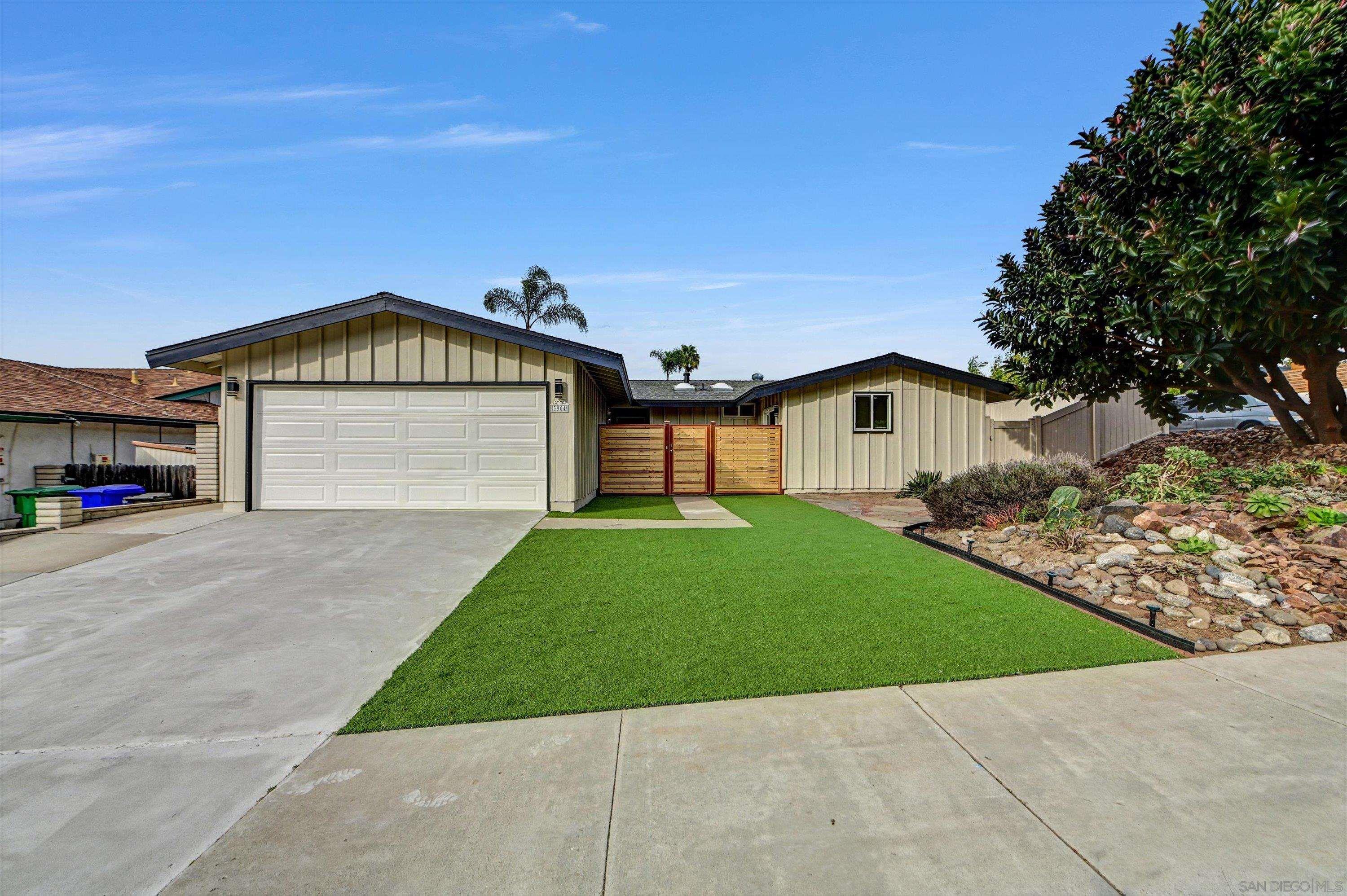 Front Image Thumbnail for SD250044034