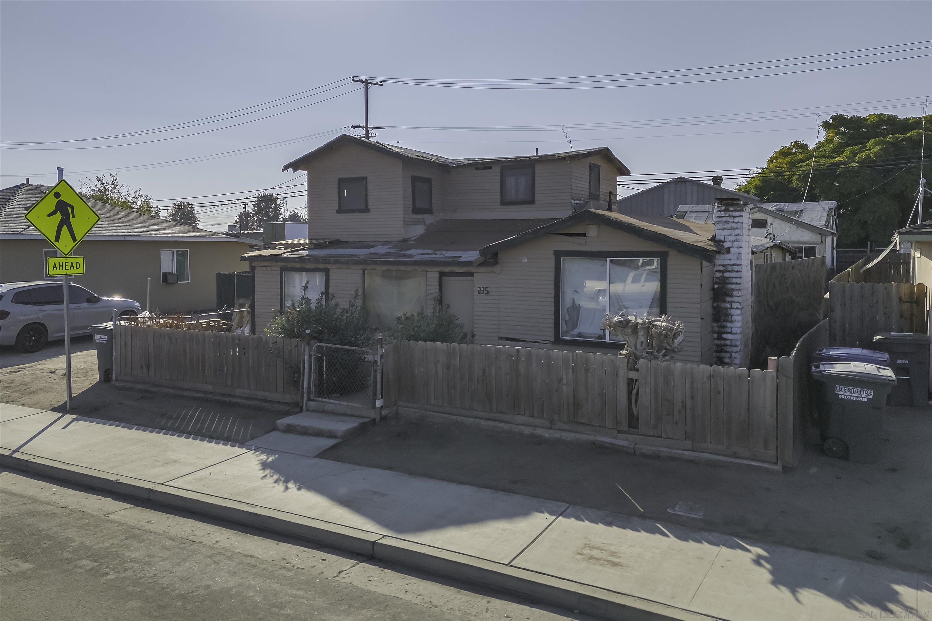 Front Image Thumbnail for SD250044035