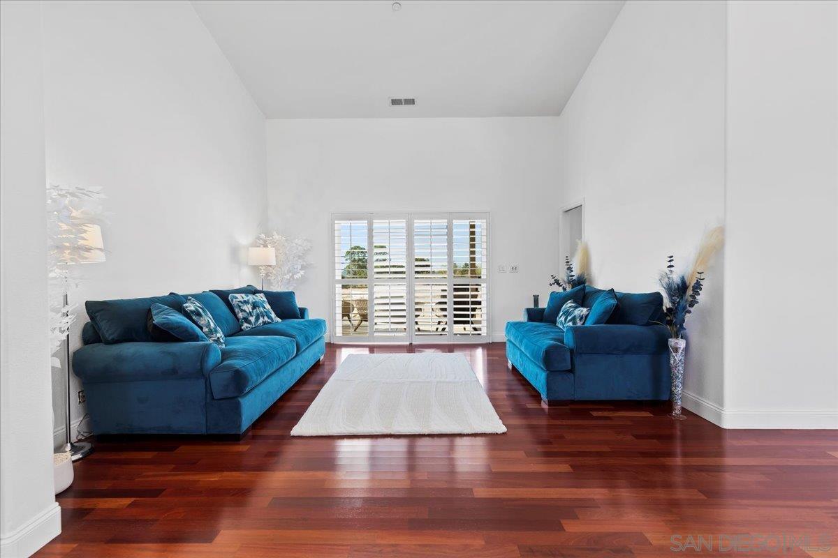 Detail Gallery Image 13 of 71 For 31252  North Star Way, Valley Center,  CA 92082 - 5 Beds | 3 Baths