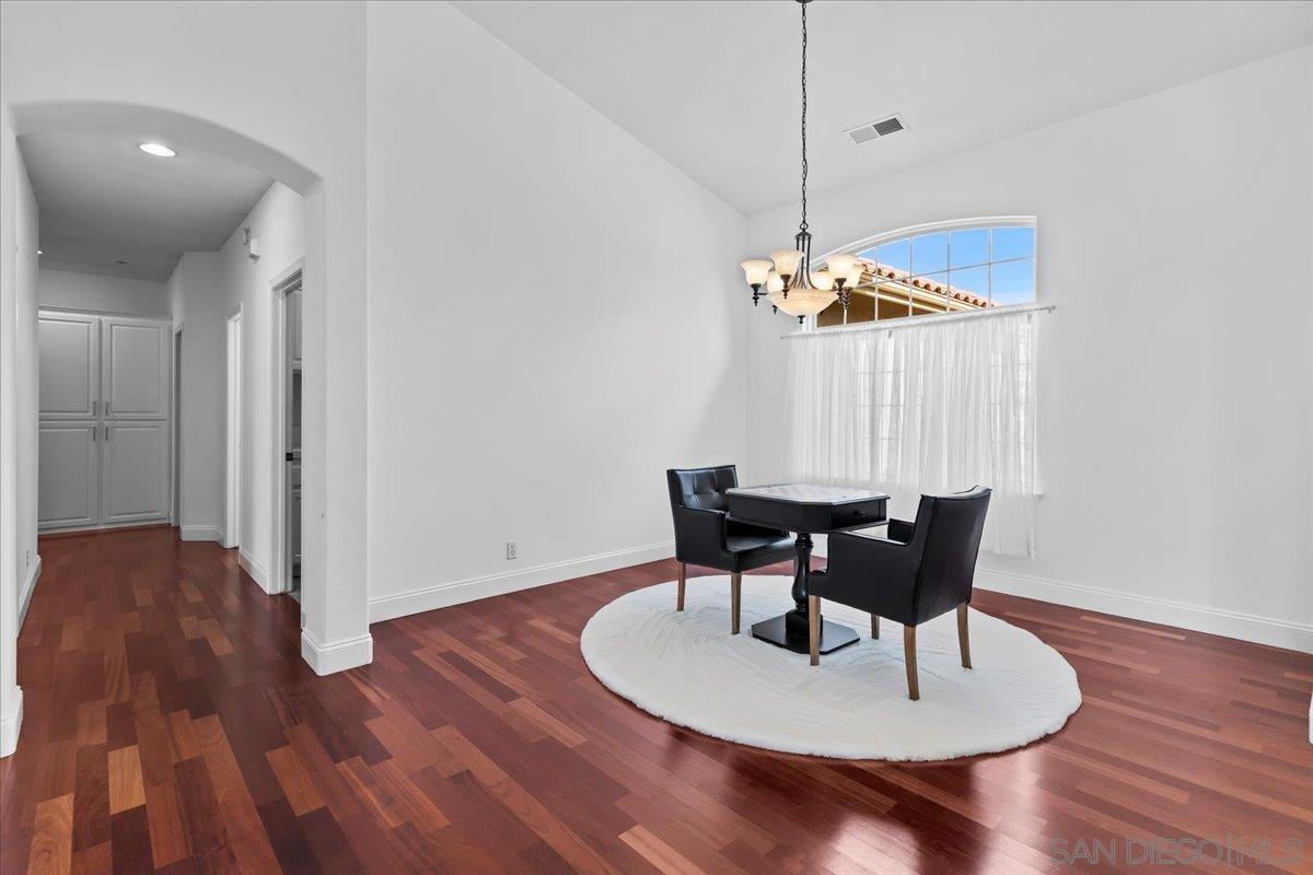 Detail Gallery Image 19 of 71 For 31252  North Star Way, Valley Center,  CA 92082 - 5 Beds | 3 Baths