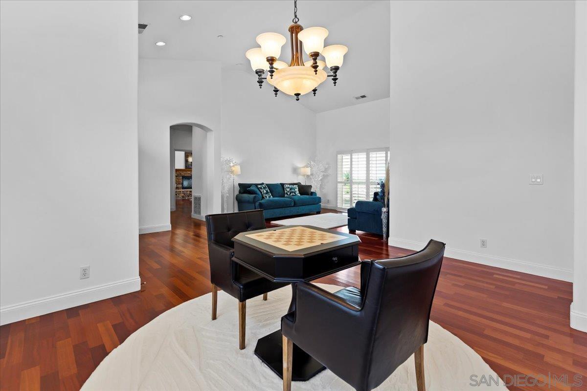 Detail Gallery Image 20 of 71 For 31252  North Star Way, Valley Center,  CA 92082 - 5 Beds | 3 Baths