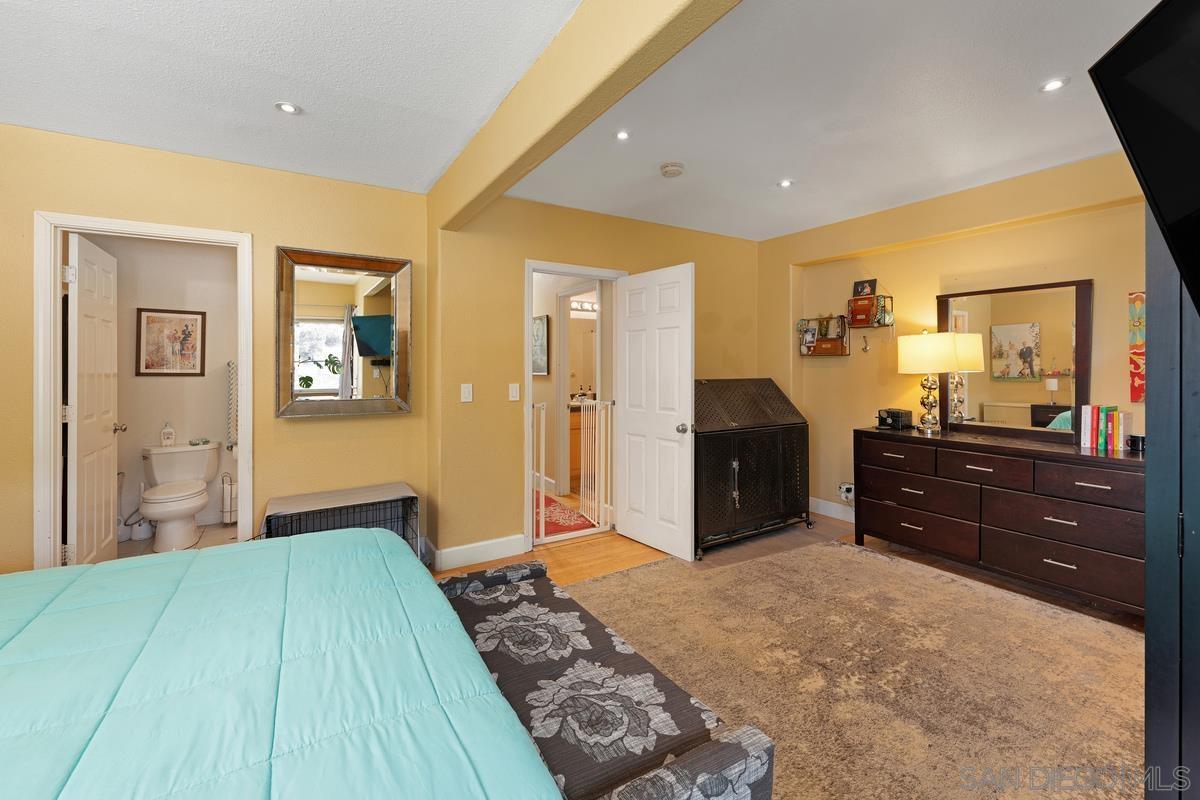 Detail Gallery Image 15 of 23 For 2866  Eagle St, San Diego,  CA 92103 - 3 Beds | 2 Baths