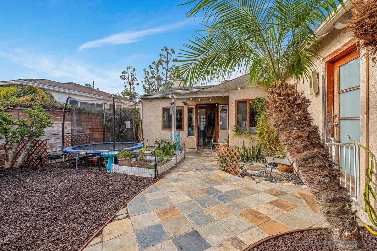 Detail Gallery Image 17 of 23 For 2866  Eagle St, San Diego,  CA 92103 - 3 Beds | 2 Baths