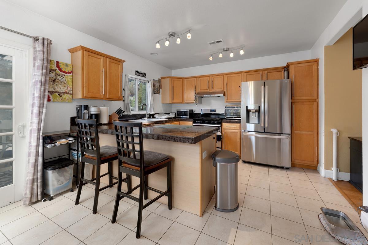 Detail Gallery Image 6 of 23 For 2866  Eagle St, San Diego,  CA 92103 - 3 Beds | 2 Baths