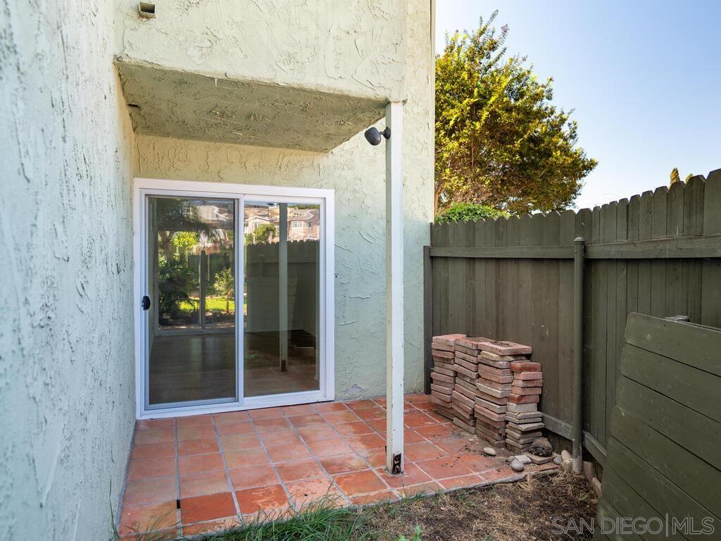 Detail Gallery Image 13 of 37 For 150  E St  #A1,  Chula Vista,  CA 91910 - 4 Beds | 1/1 Baths