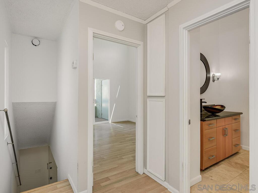 Detail Gallery Image 15 of 37 For 150  E St  #A1,  Chula Vista,  CA 91910 - 4 Beds | 1/1 Baths