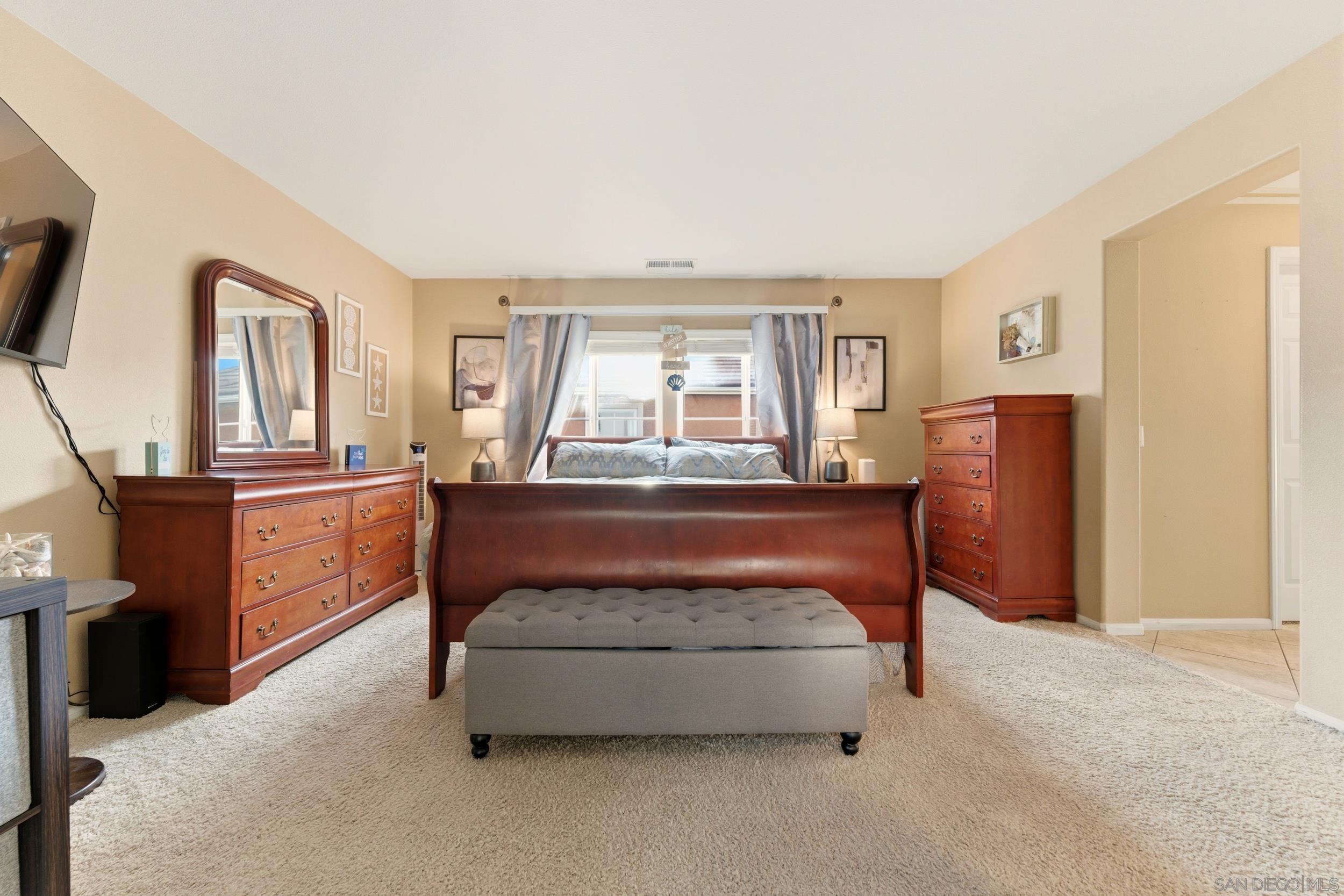 Detail Gallery Image 20 of 51 For 465  Ashbourne Gln, Escondido,  CA 92027 - 4 Beds | 2/1 Baths