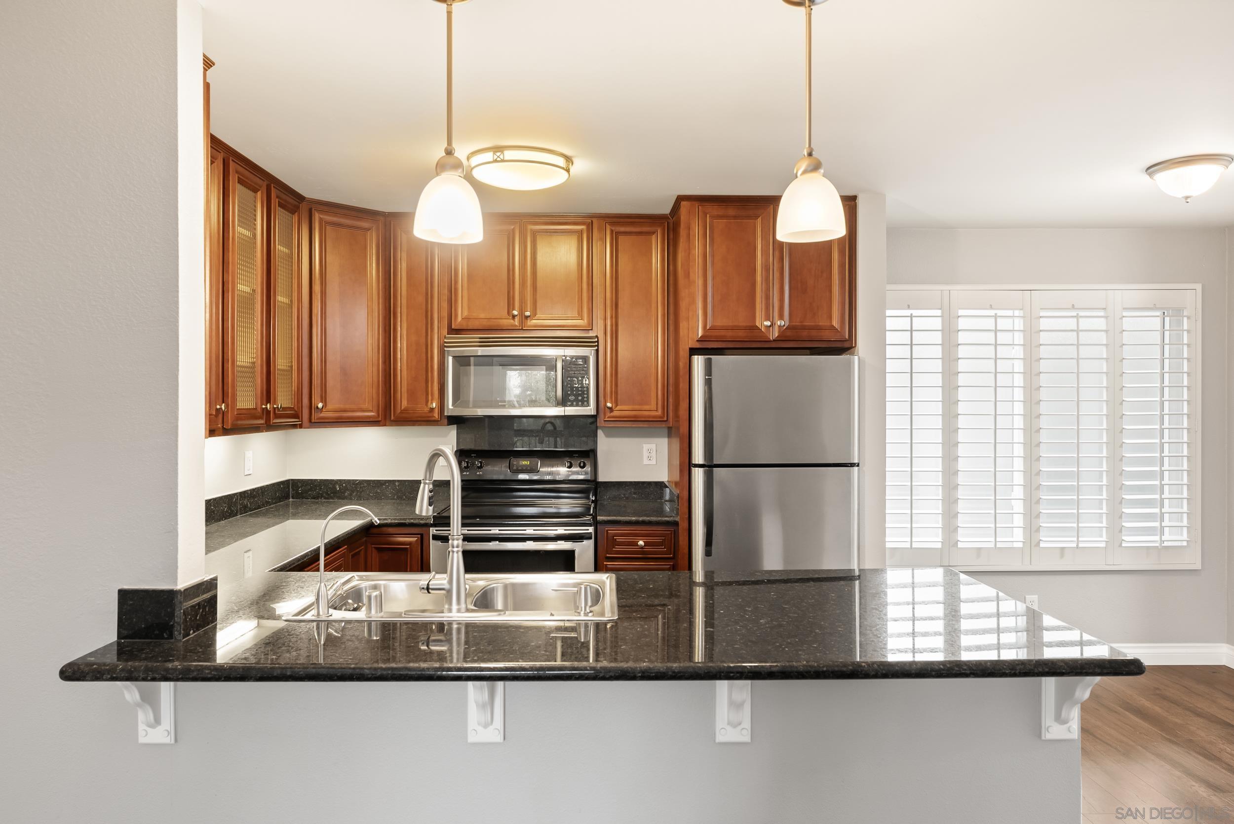 Detail Gallery Image 11 of 40 For 5525  Shasta Lane  #308,  La Mesa,  CA 91942 - 2 Beds | 2 Baths