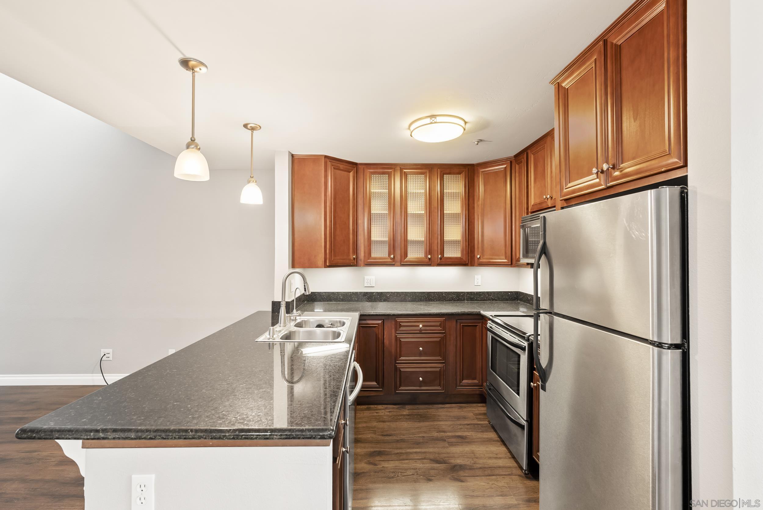 Detail Gallery Image 9 of 40 For 5525  Shasta Lane  #308,  La Mesa,  CA 91942 - 2 Beds | 2 Baths