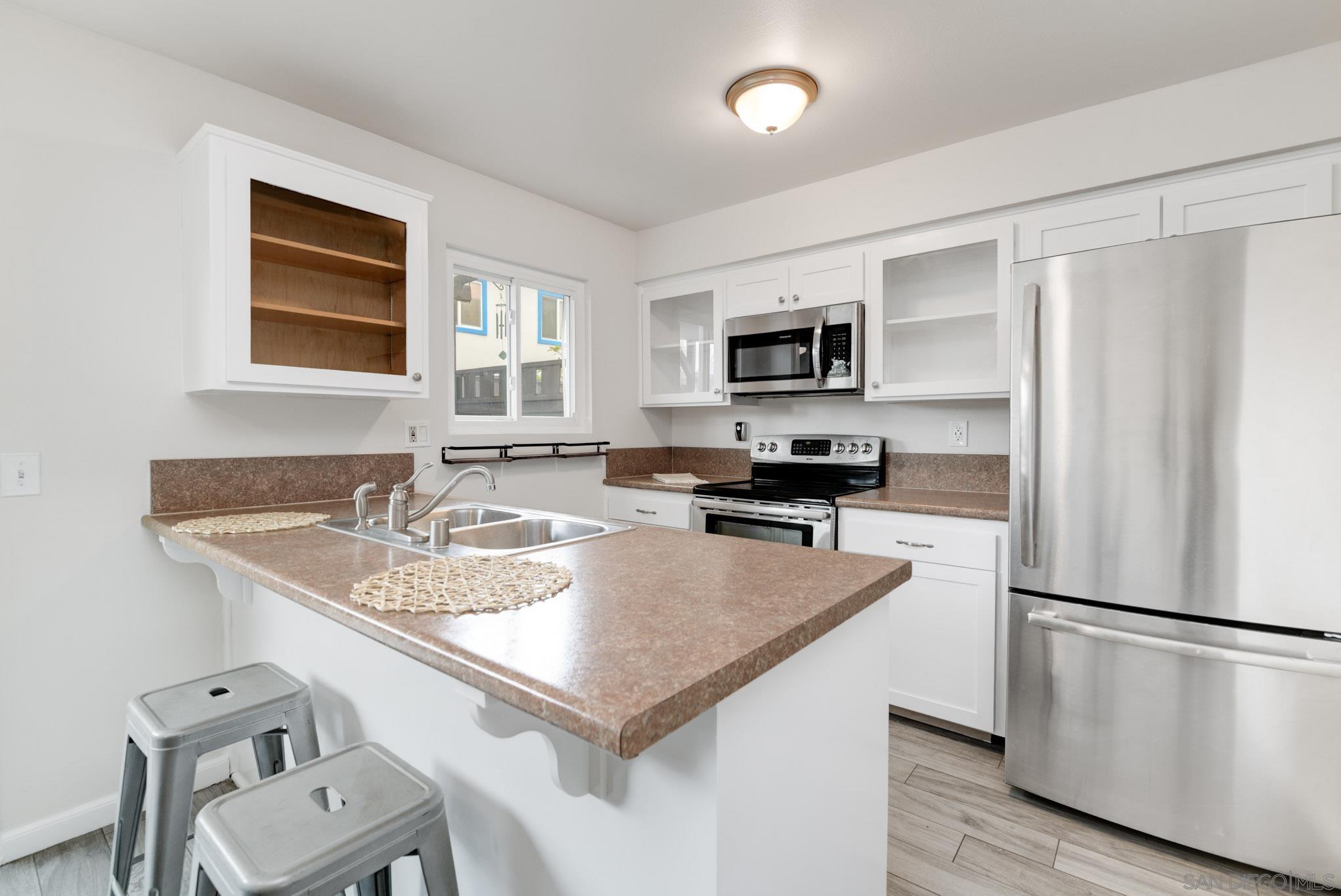 Detail Gallery Image 23 of 34 For 685  Seacoast Dr, Imperial Beach,  CA 91932 - 2 Beds | 1/1 Baths