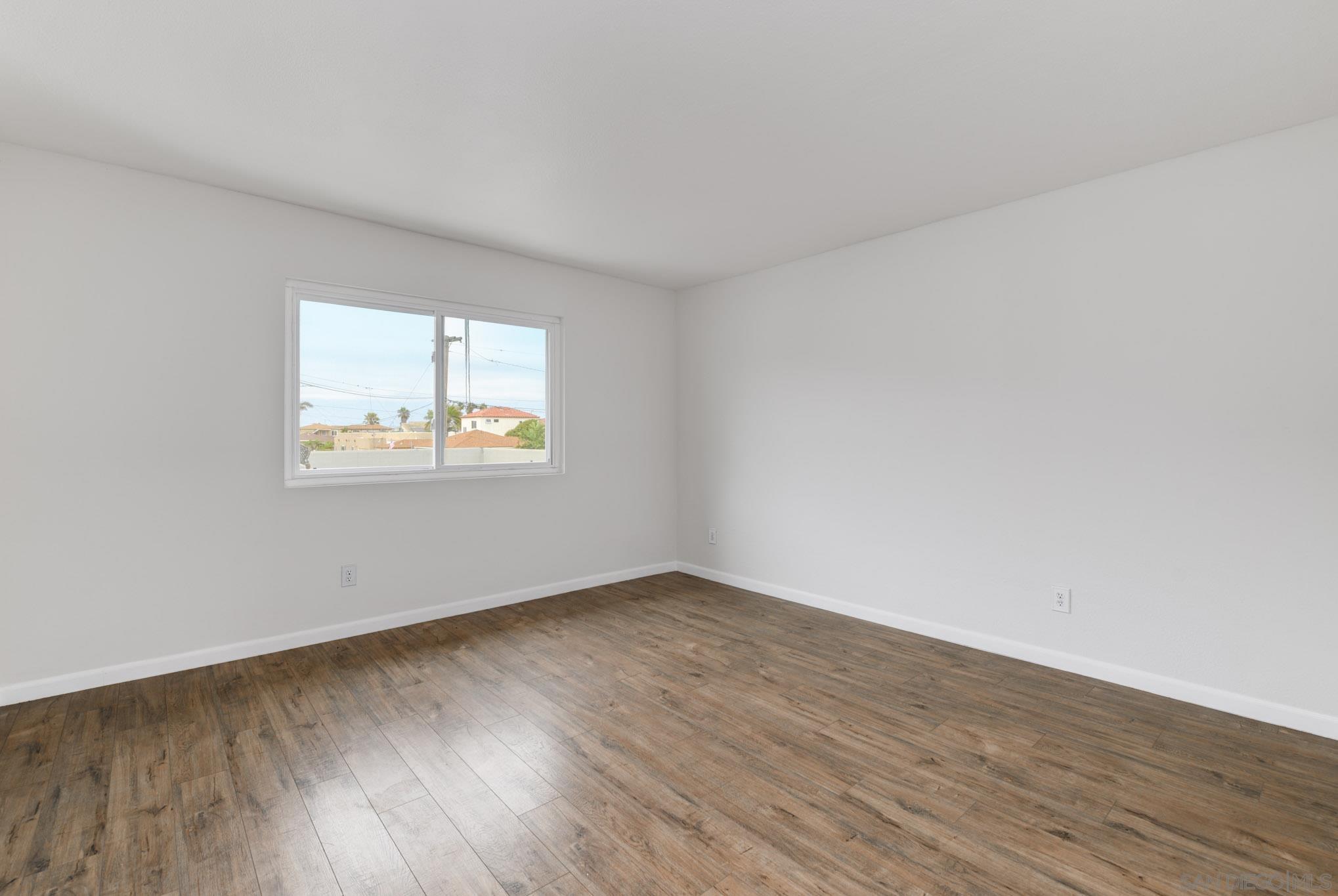 Detail Gallery Image 24 of 34 For 685  Seacoast Dr, Imperial Beach,  CA 91932 - 2 Beds | 1/1 Baths