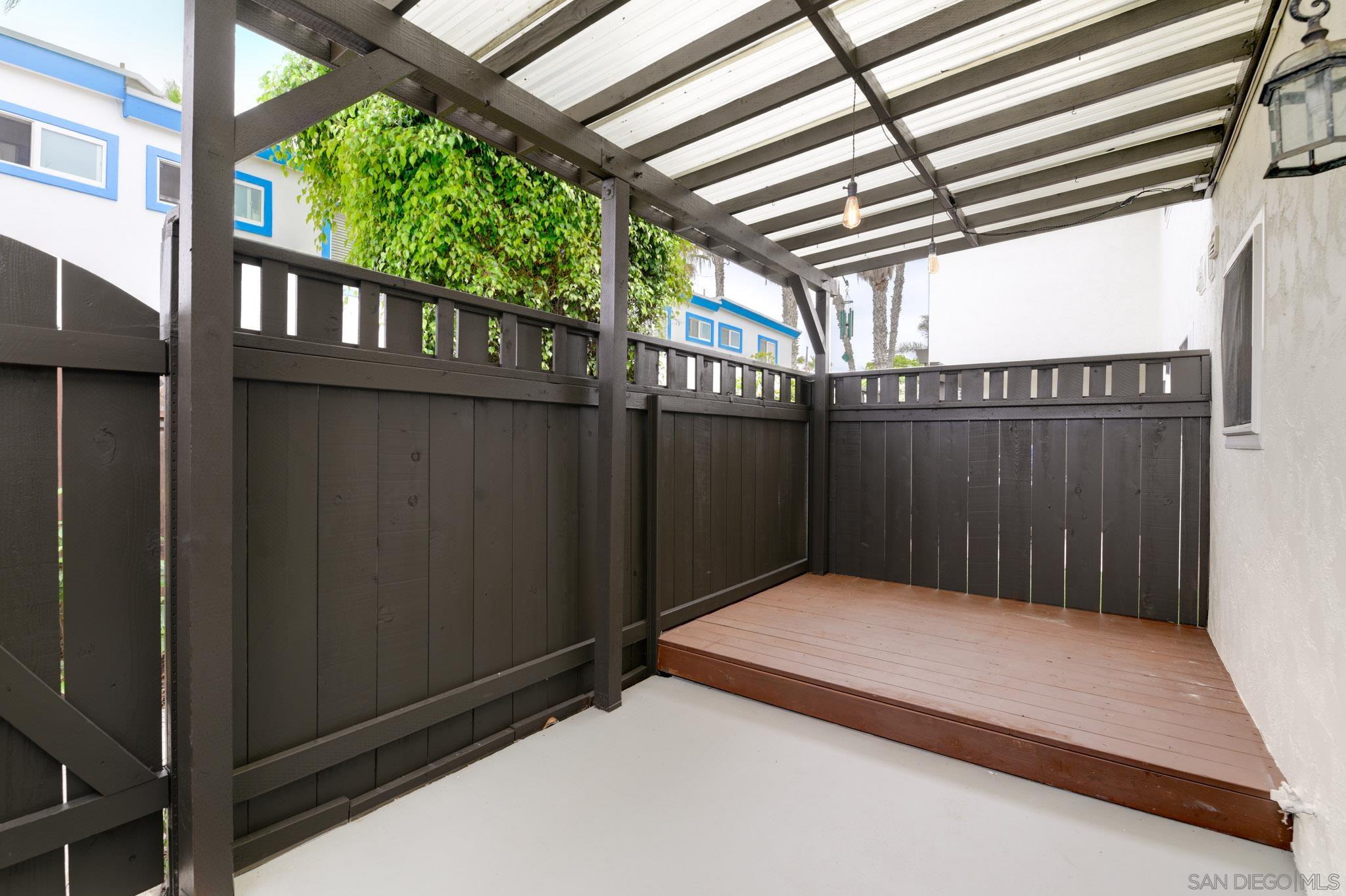 Detail Gallery Image 33 of 34 For 685  Seacoast Dr, Imperial Beach,  CA 91932 - 2 Beds | 1/1 Baths