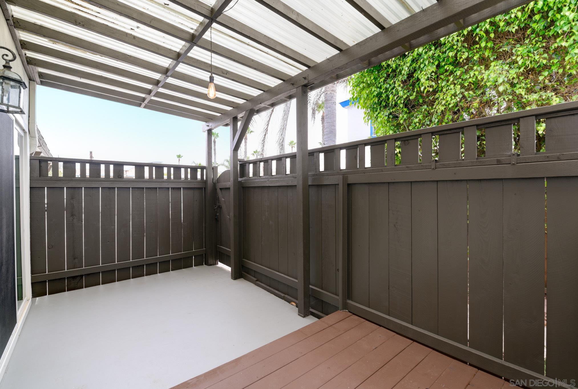 Detail Gallery Image 34 of 34 For 685  Seacoast Dr, Imperial Beach,  CA 91932 - 2 Beds | 1/1 Baths