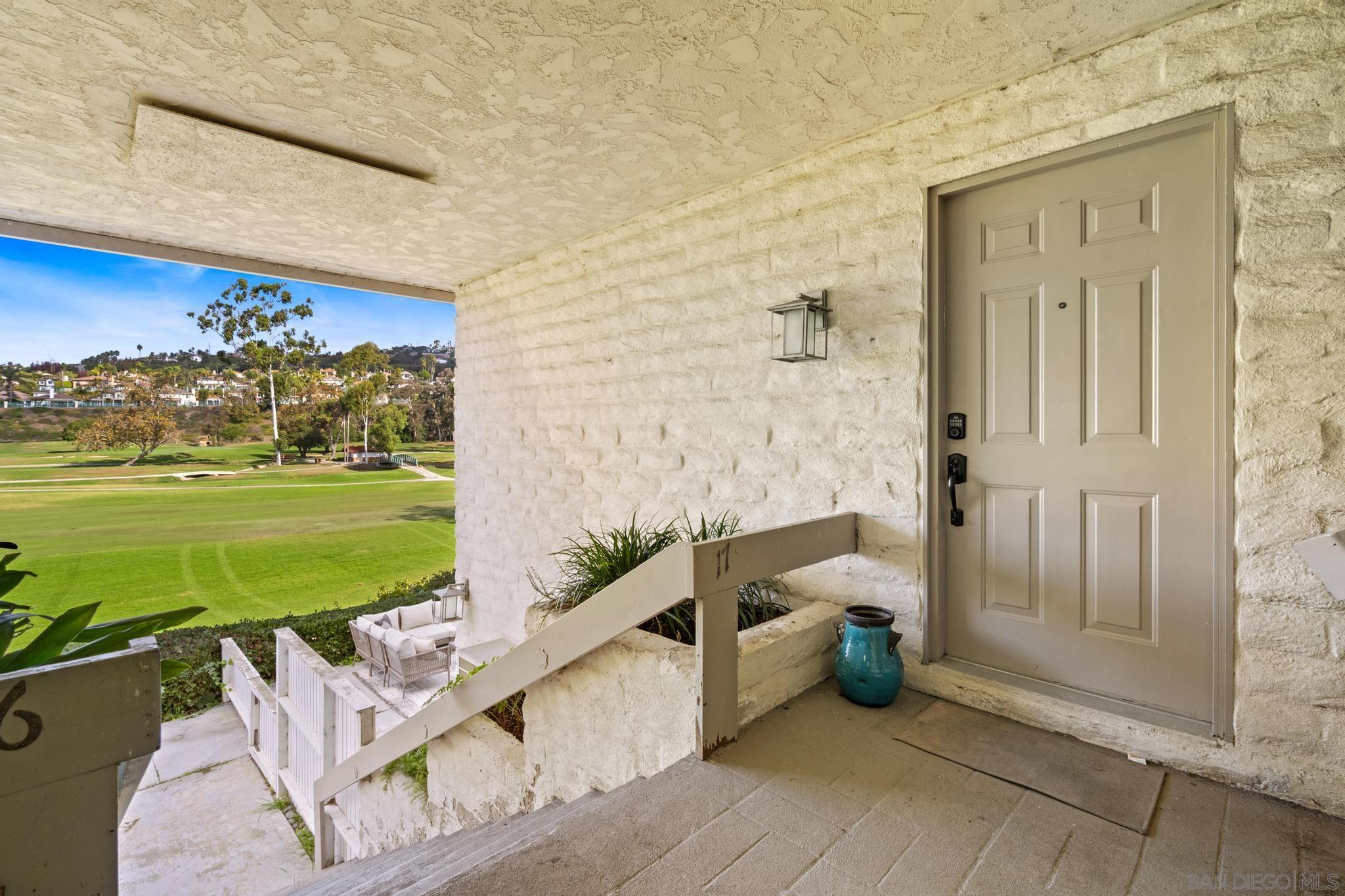 Front Image Thumbnail for SD250044056