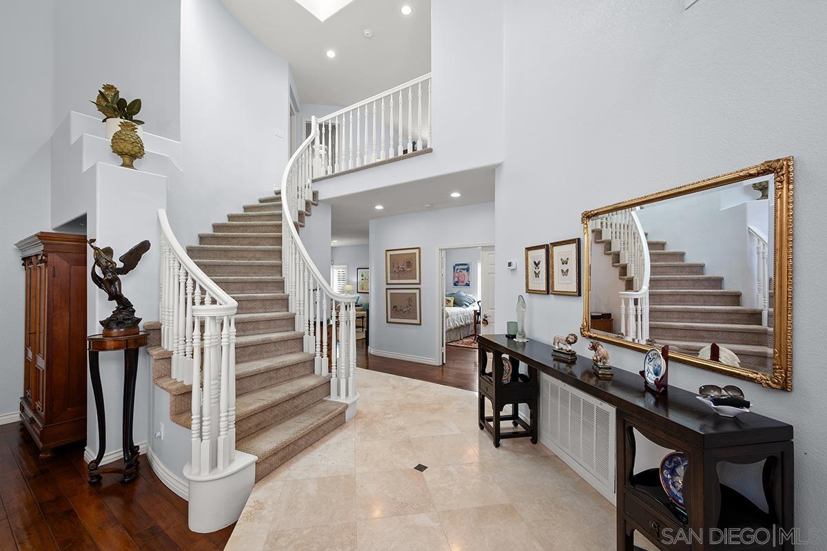 Detail Gallery Image 5 of 53 For 4582  Mercurio St, San Diego,  CA 92130 - 4 Beds | 3 Baths