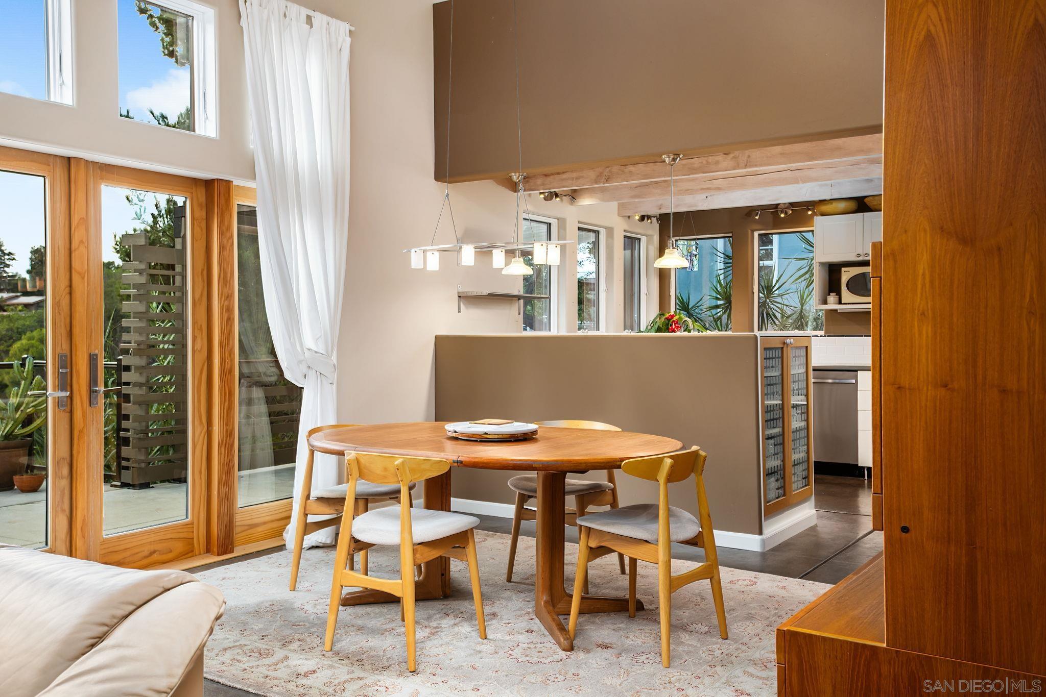 Detail Gallery Image 19 of 49 For 4854  39th St, San Diego,  CA 92116 - 3 Beds | 3 Baths