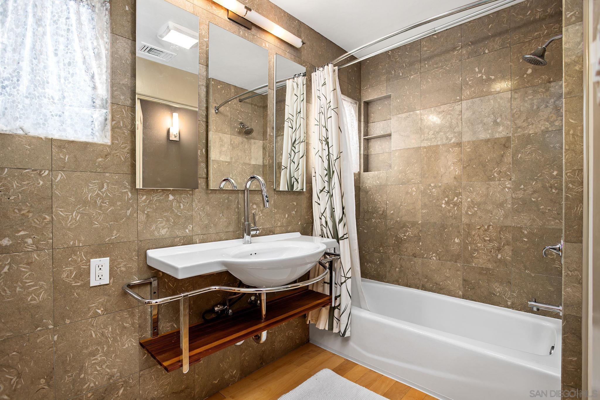 Detail Gallery Image 32 of 49 For 4854  39th St, San Diego,  CA 92116 - 3 Beds | 3 Baths