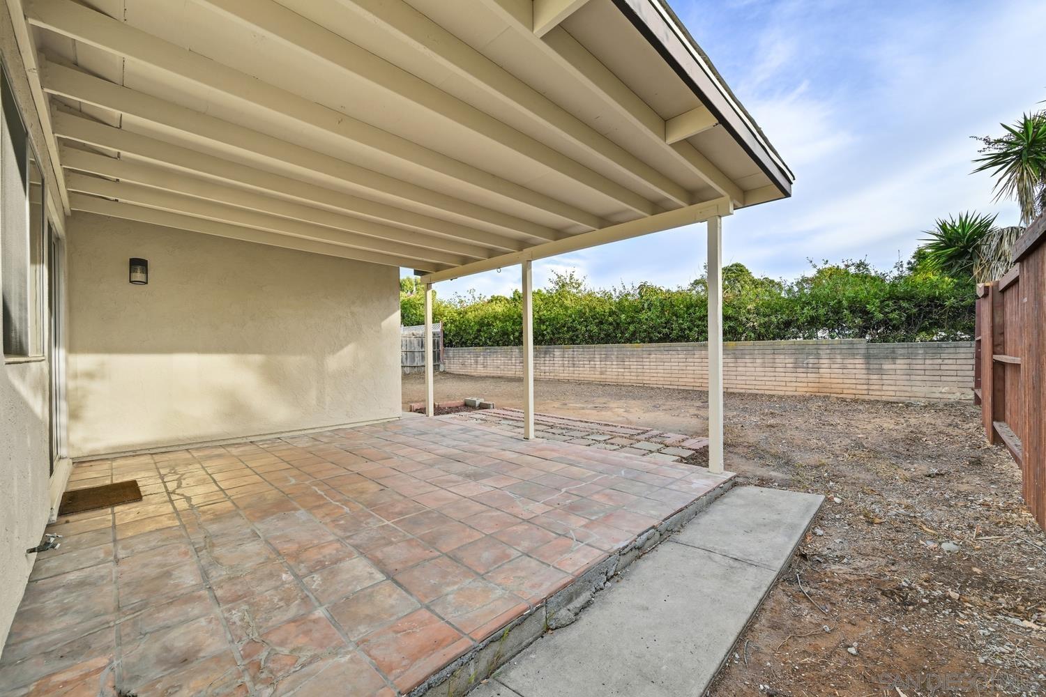 Detail Gallery Image 15 of 19 For 7969  Landon Pl, San Diego,  CA 92126 - 4 Beds | 2 Baths