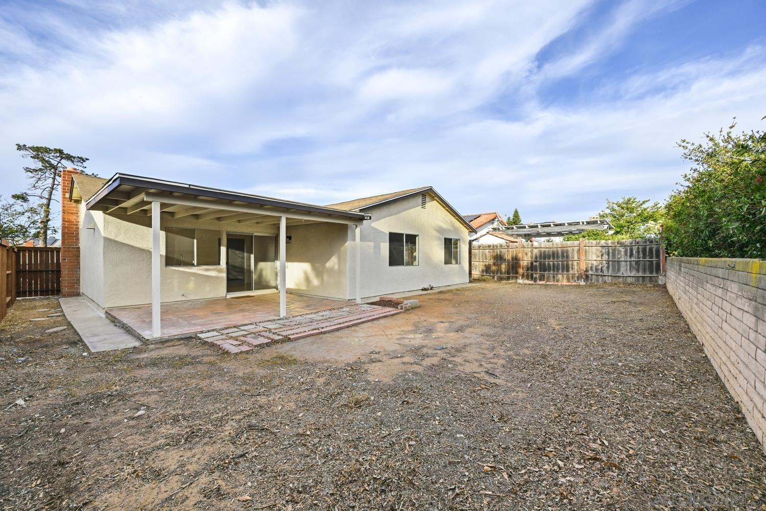 Detail Gallery Image 17 of 19 For 7969  Landon Pl, San Diego,  CA 92126 - 4 Beds | 2 Baths