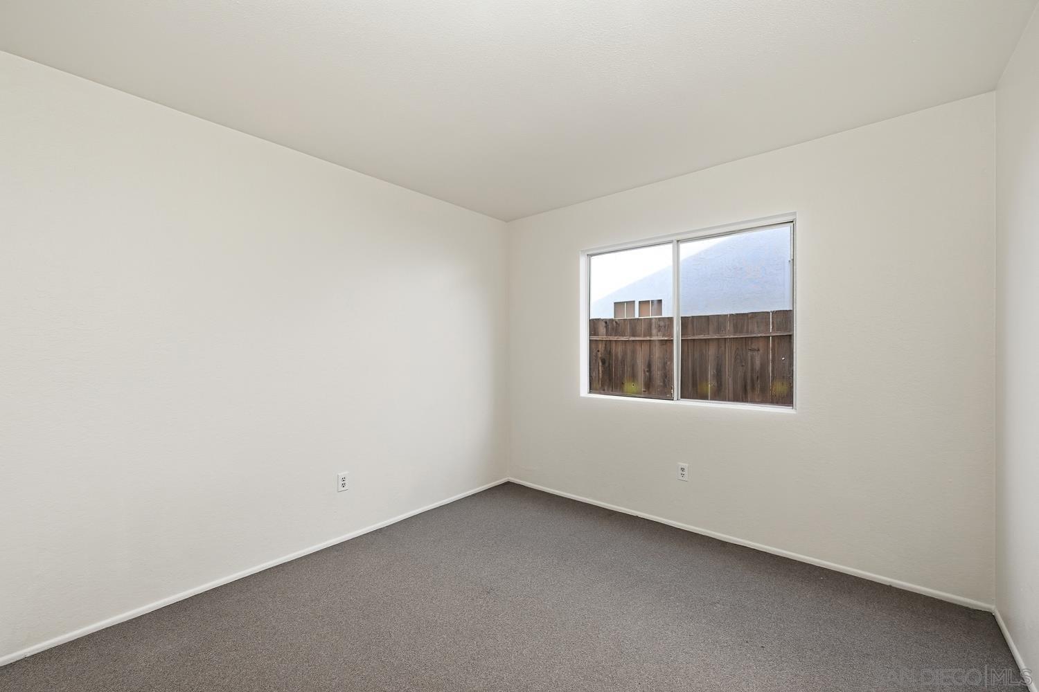 Detail Gallery Image 9 of 19 For 7969  Landon Pl, San Diego,  CA 92126 - 4 Beds | 2 Baths