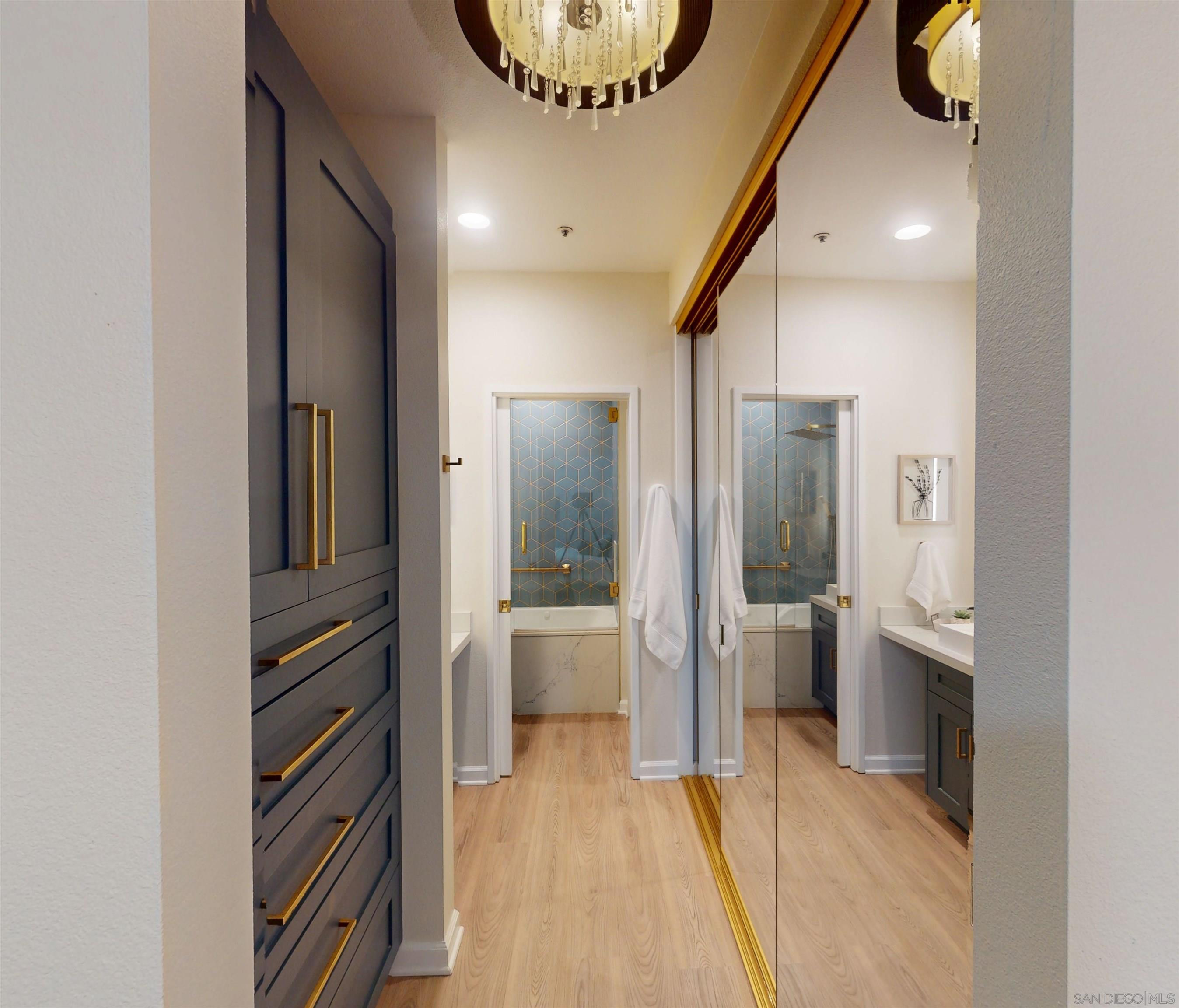 Detail Gallery Image 8 of 26 For 5805  Friars Rd  #2207,  San Diego,  CA 92110 - 2 Beds | 2 Baths