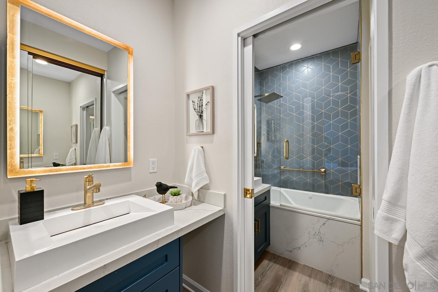 Detail Gallery Image 9 of 26 For 5805  Friars Rd  #2207,  San Diego,  CA 92110 - 2 Beds | 2 Baths