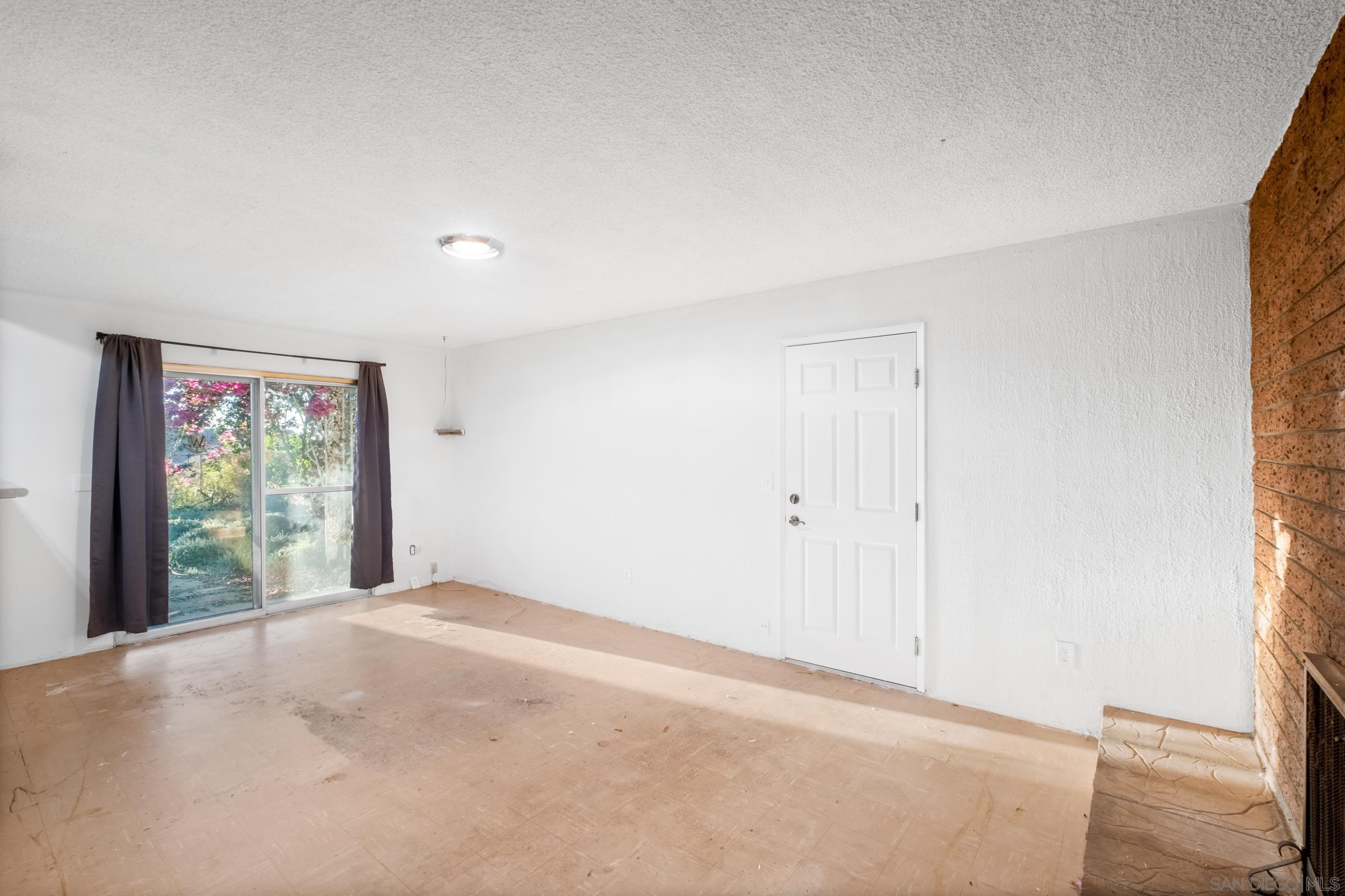 Detail Gallery Image 7 of 37 For 1540  Corsica Street, San Diego,  CA 92111 - 3 Beds | 2 Baths