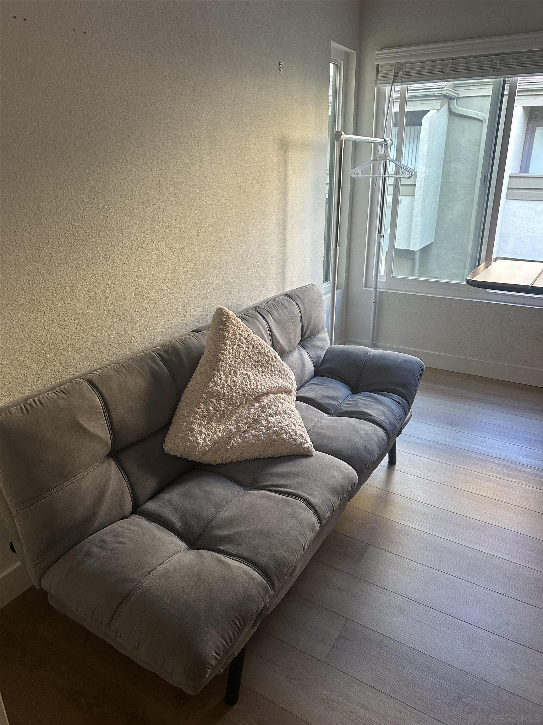 Detail Gallery Image 7 of 23 For 3312  Caminito Eastbluff  128, La Jolla,  CA 92037 - 3 Beds | 2/1 Baths