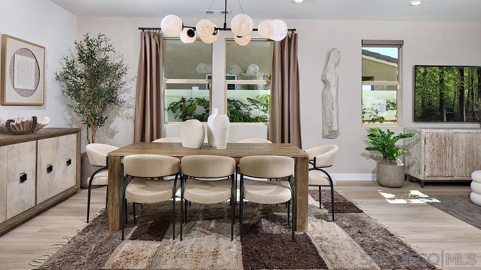 Detail Gallery Image 4 of 26 For 5556  Alethea, Oceanside,  CA 92057 - 4 Beds | 3/1 Baths