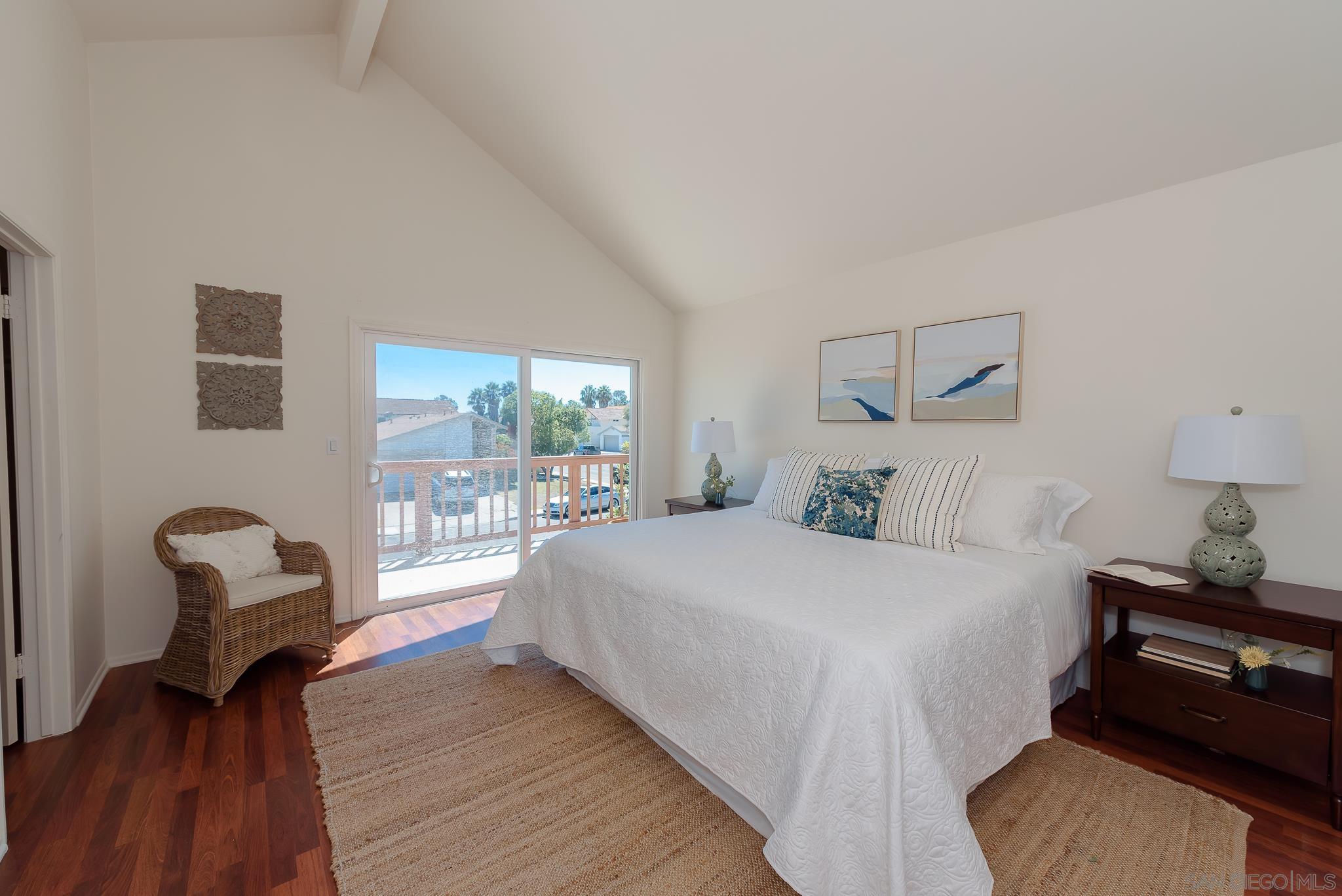 Detail Gallery Image 4 of 44 For 11368  Squamish Rd, San Diego,  CA 92126 - 4 Beds | 3 Baths